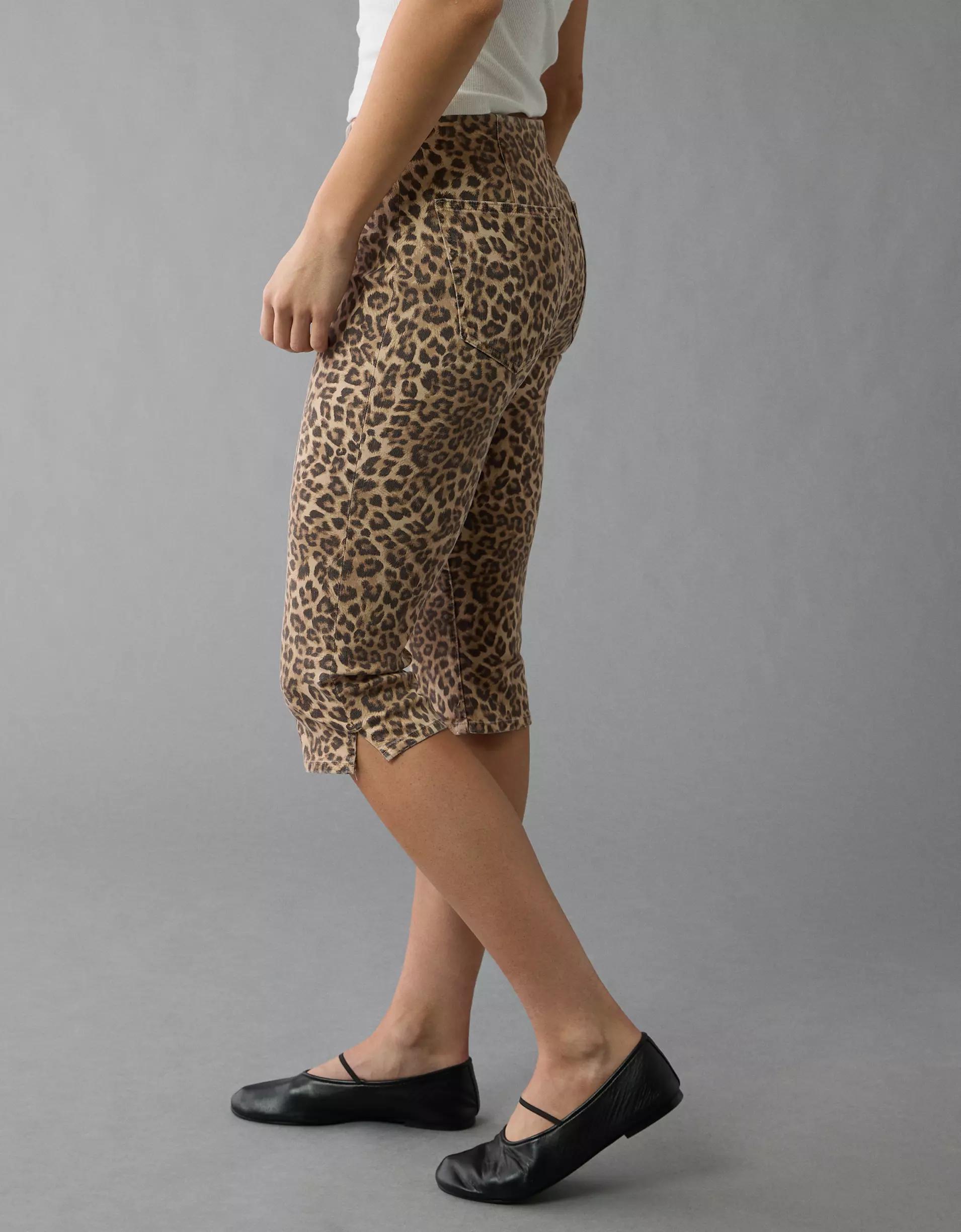AE Stretch Low-Rise Leopard Capri Pant Product Image