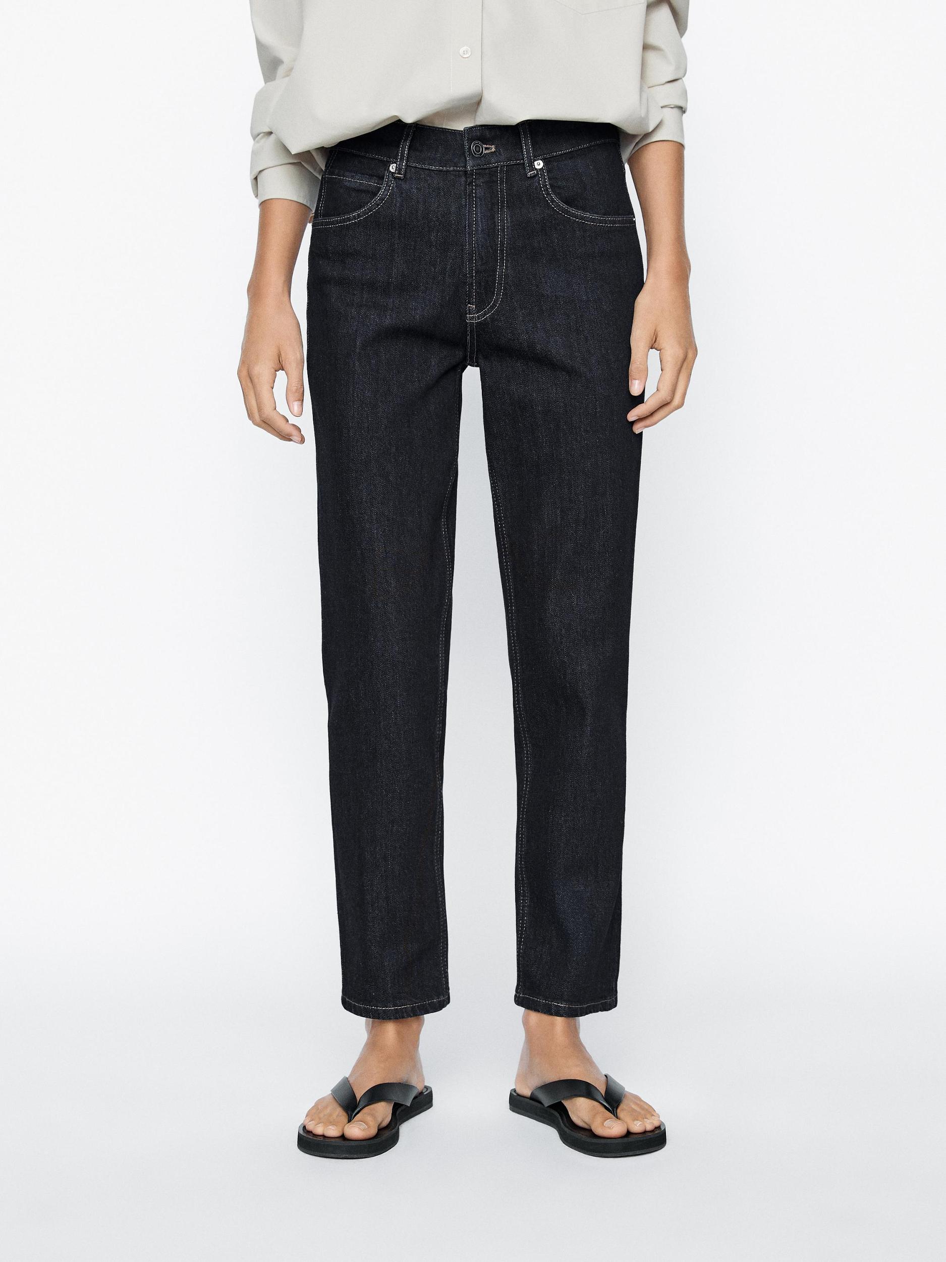 Mid-rise slim fit jeans Product Image