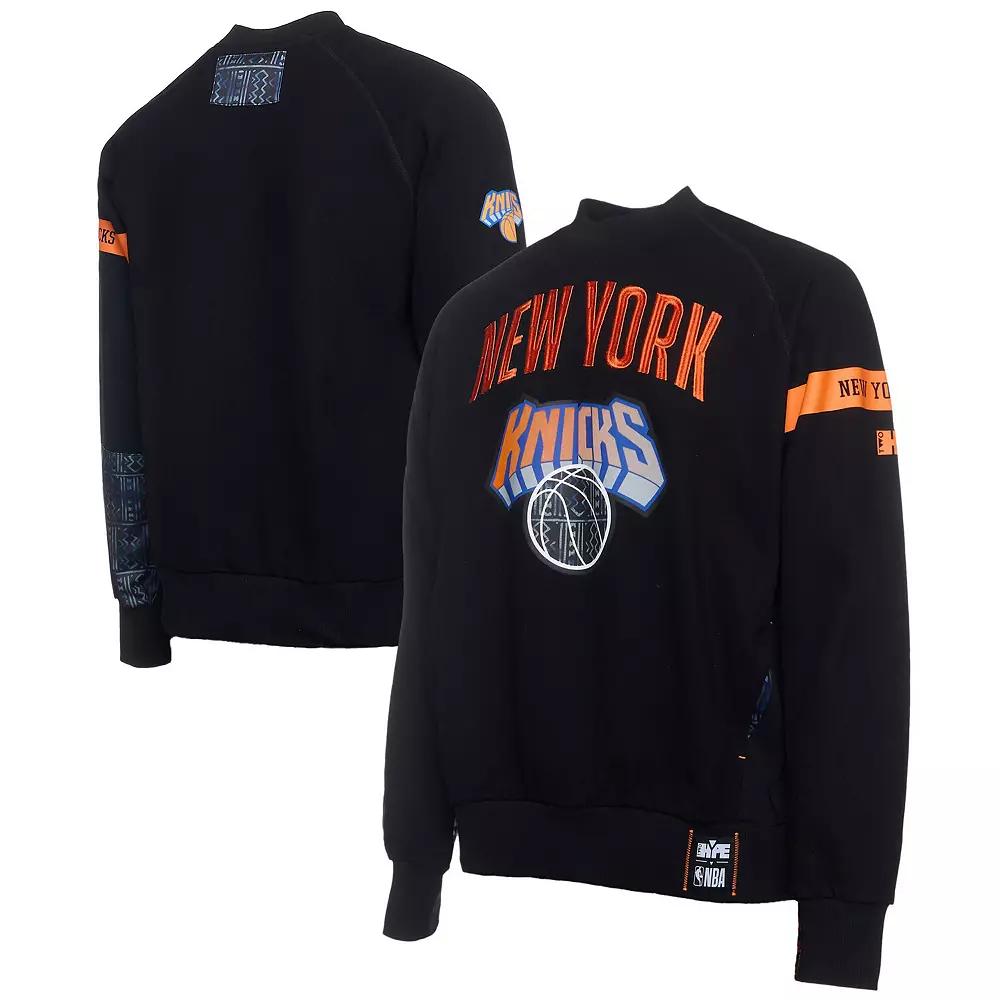 Men's NBA x Two Hype  Black New York Knicks Culture & Hoops Collection Premium Pullover Sweatshirt, Size: Medium Product Image