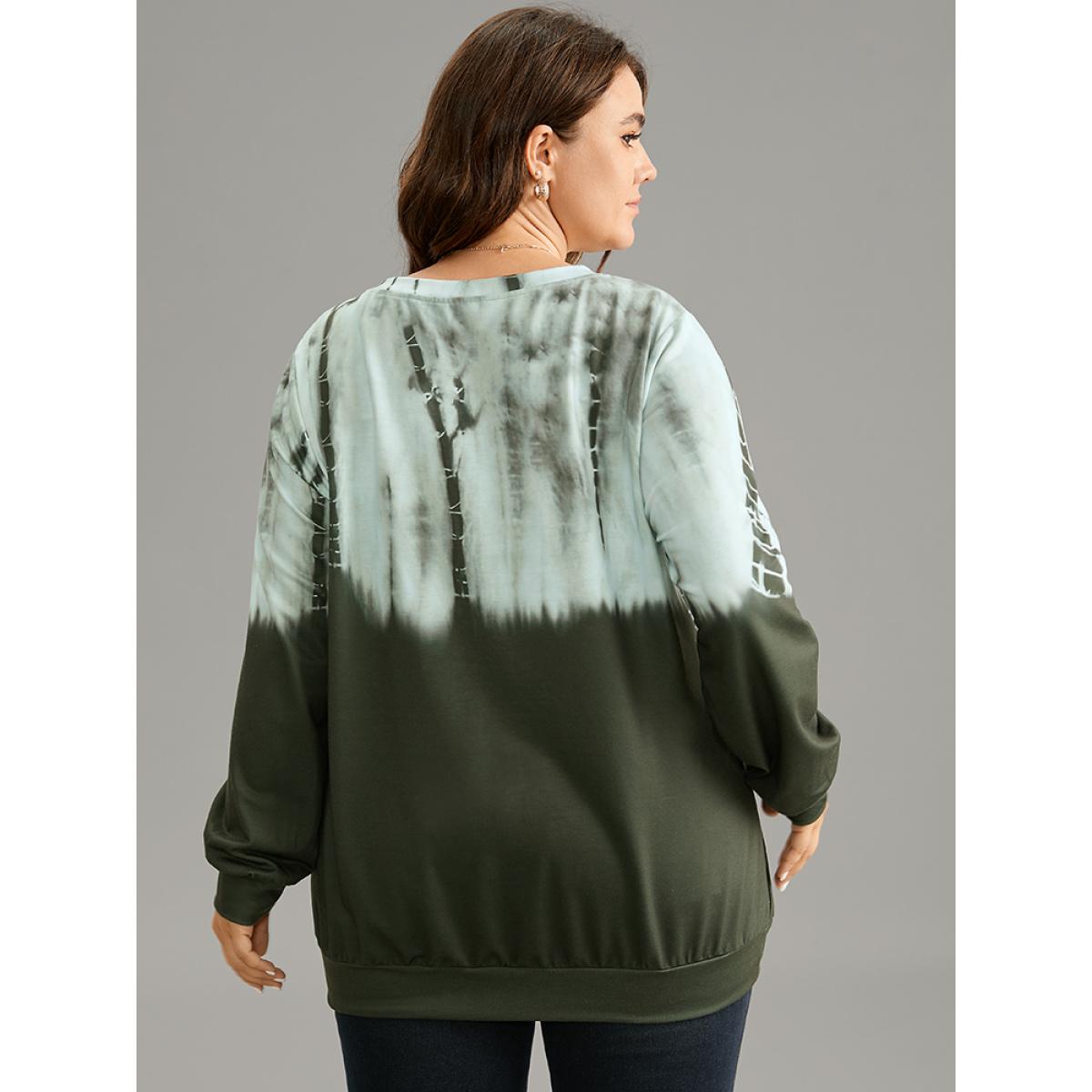 Plus Size Tie Dye Ombre Crew Neck Sweatshirt Women Multicolor Casual Tie Dye Round Neck Dailywear Sweatshirts BloomChic 26/4X Product Image