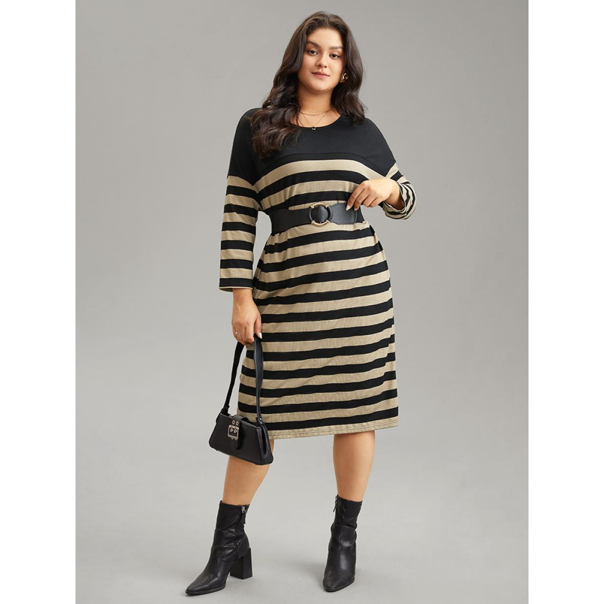 Plus Size Contrast Striped Pocket Knit Dress Black Women Casual Contrast Round Neck Long Sleeve Curvy Midi Dress BloomChic 28/5X Product Image