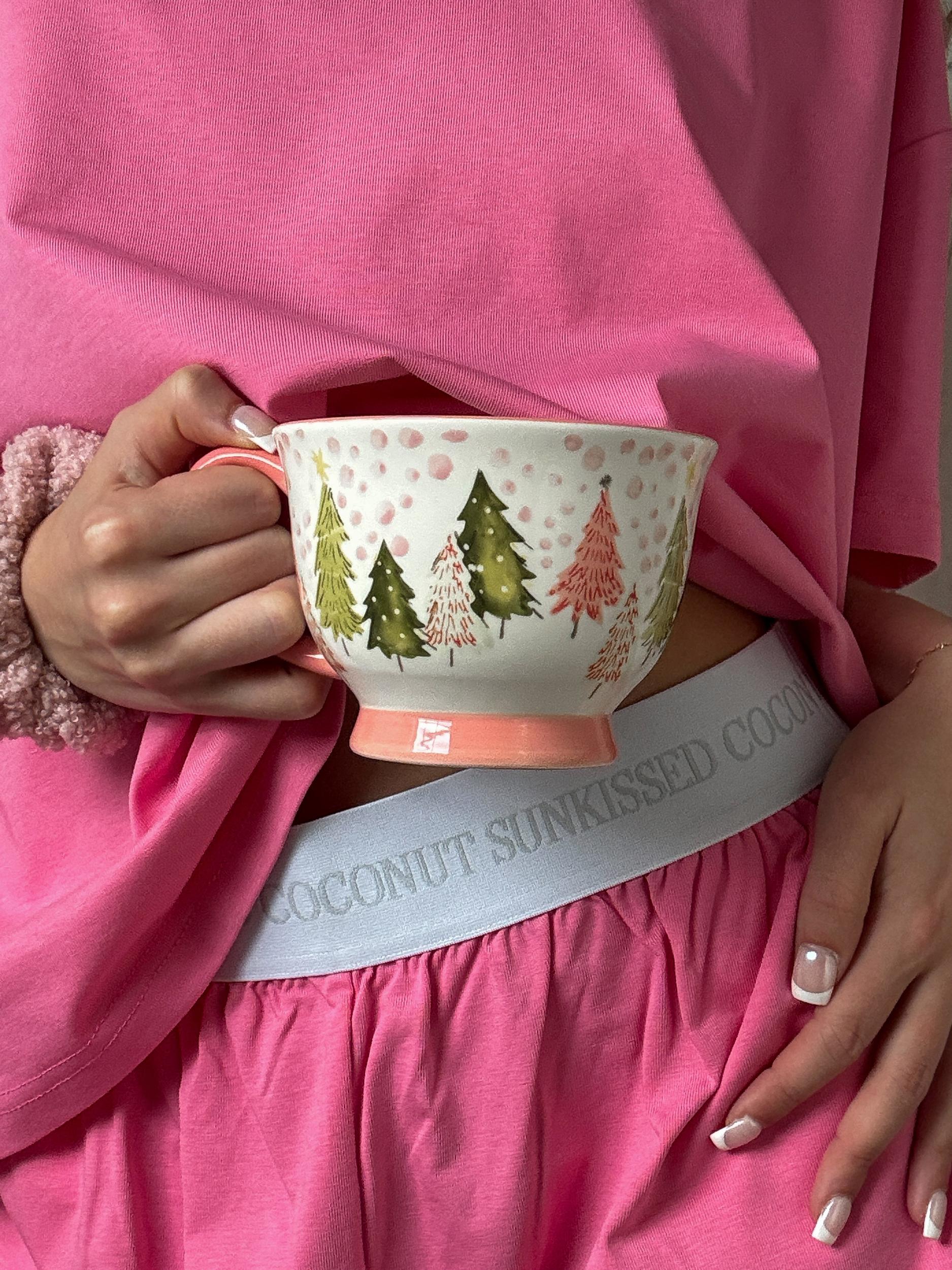 Coastal Blue Basic Watercolor Shorts Product Image