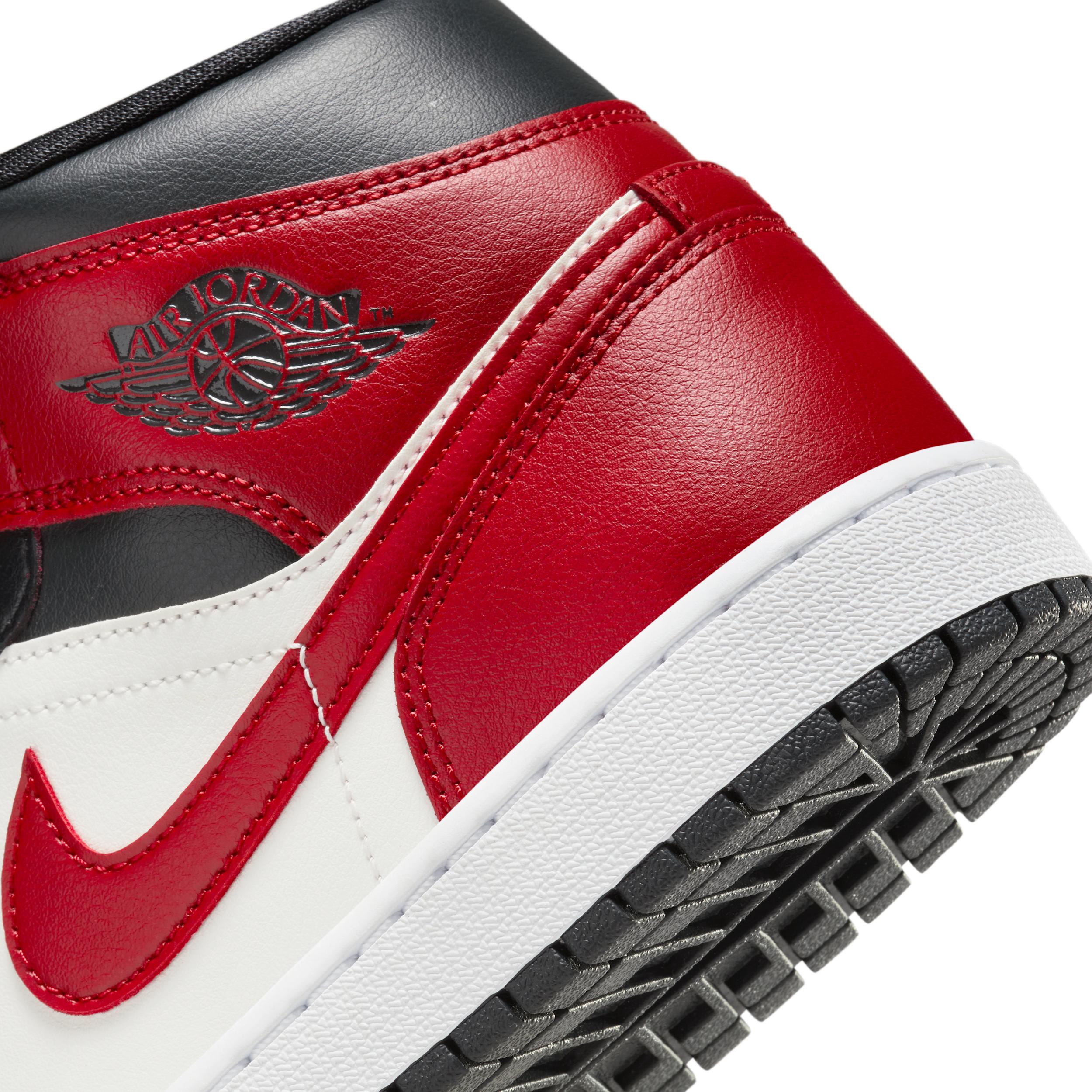 Womens Air Jordan 1 Mid Shoes | BQ6472-160 Product Image