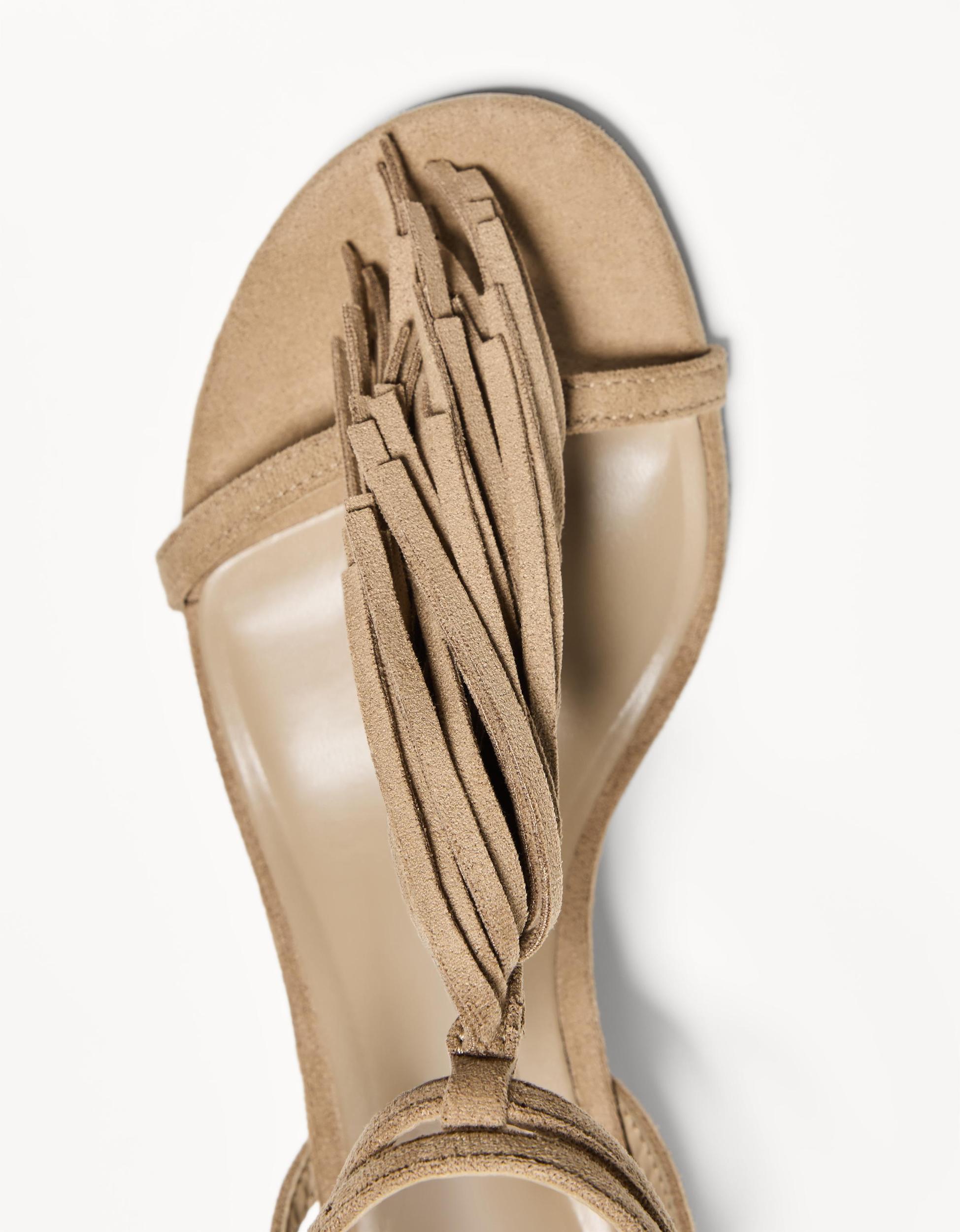 Kitten-heel sandals with fringing Product Image
