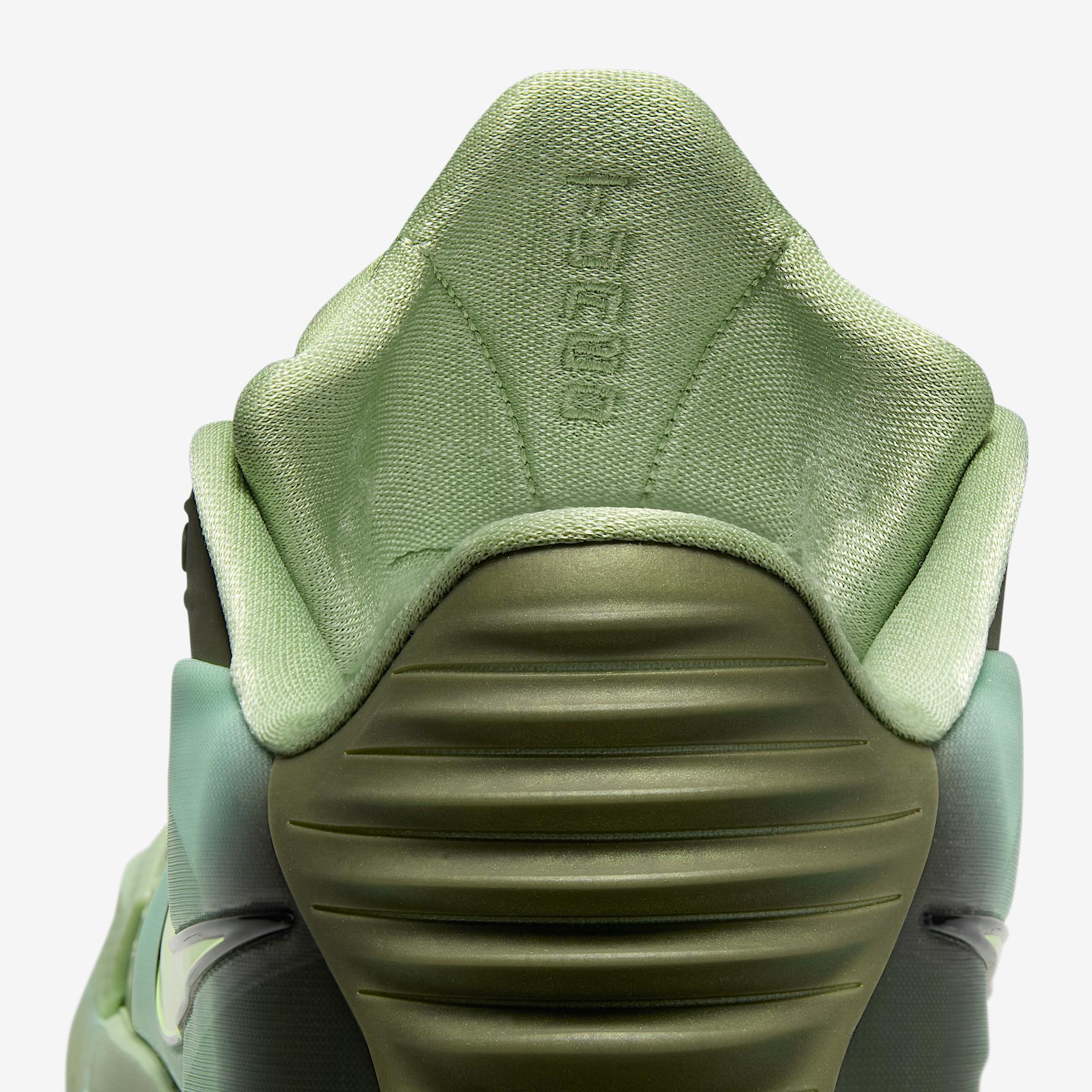 Nike Men's G.T. Cut 3 Turbo Basketball Shoes Product Image