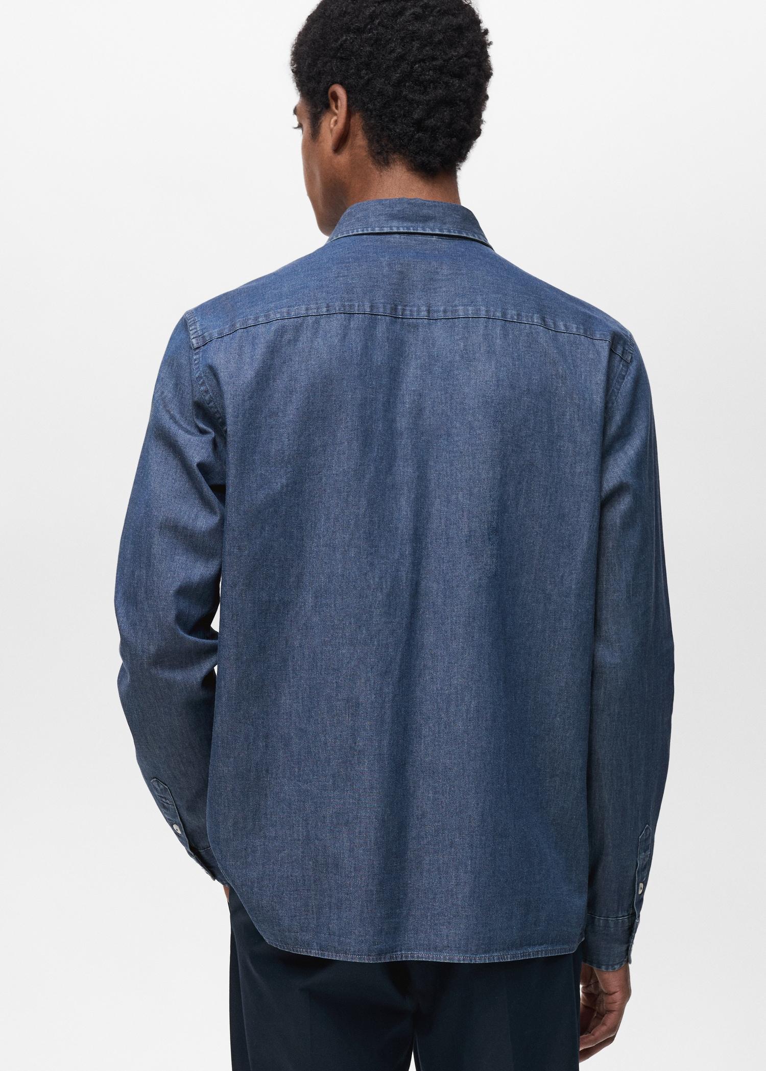 100% cotton chambray shirt - Men | MANGO USA Product Image