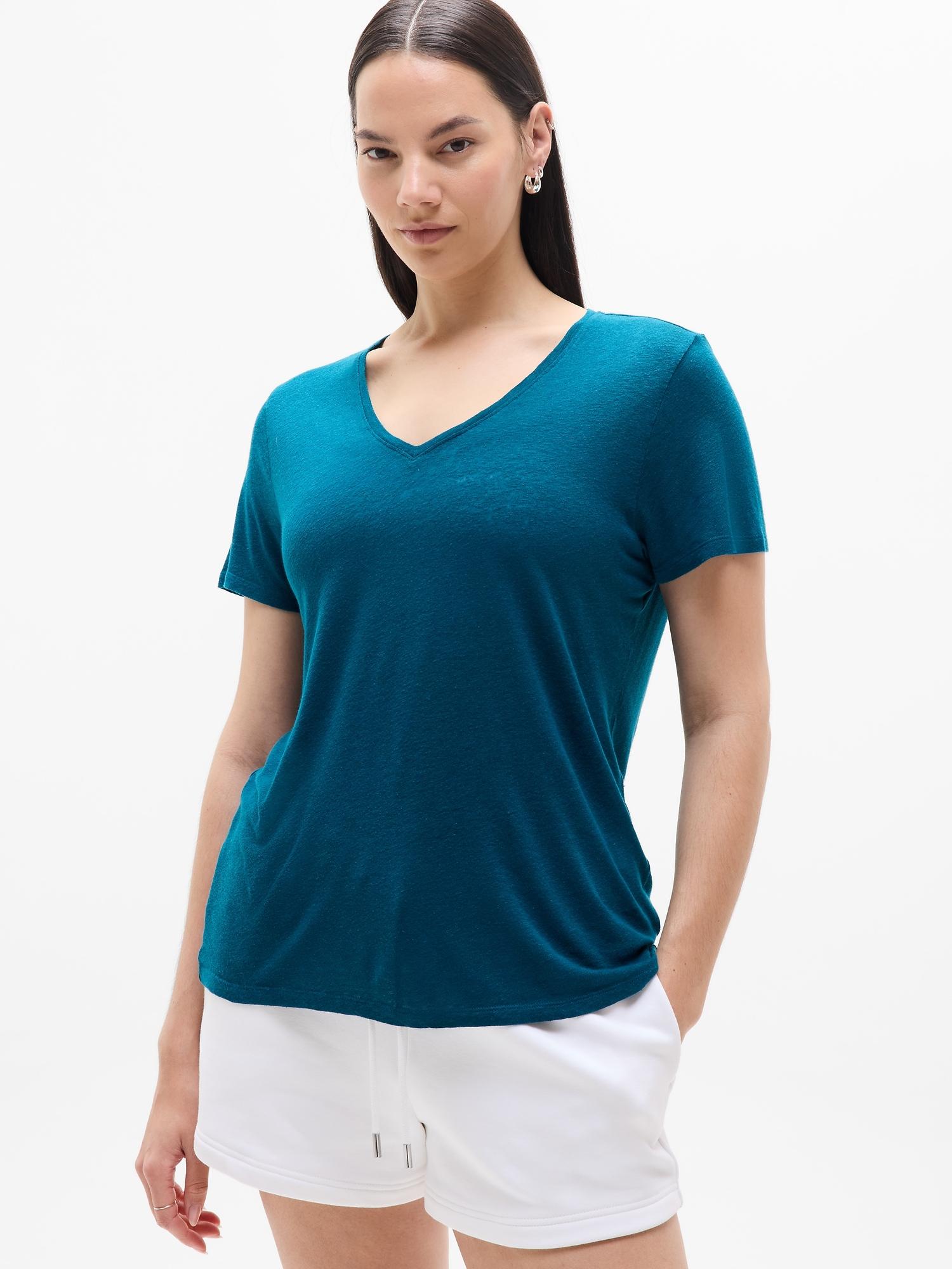 Getaway Linen Blend V-Neck Tee Product Image