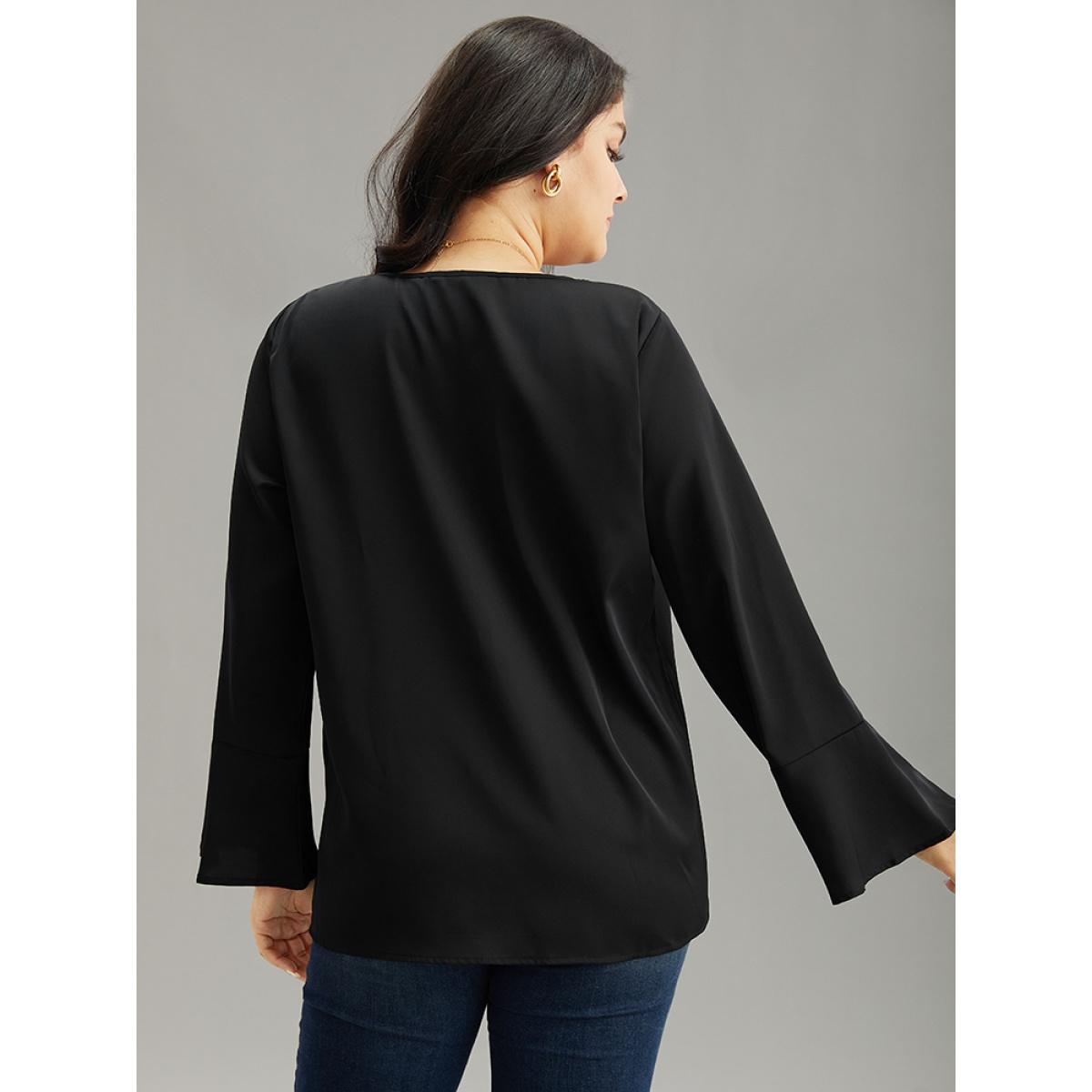 Plus Size Black Contrast Chain Bell Sleeve Eyelet Blouse Women Office Long Sleeve V-neck Office Blouses BloomChic 28/5X Product Image