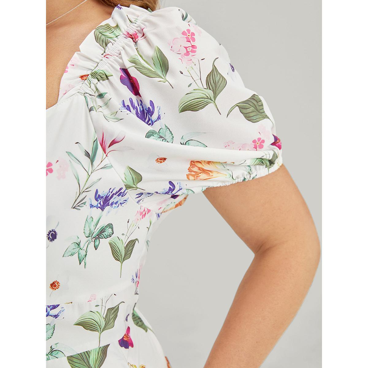 Plus Size Floral Split Hem Button Detail Pocket Ruched Puff Sleeve Dress Multicolor Women Elegant Ruched V-neck Short sleeve Curvy Midi Dress BloomChic 28/5X Product Image