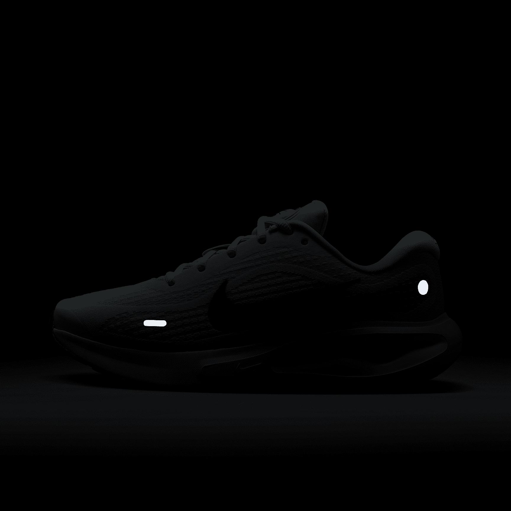 Nike Women's Journey Run Road Running Shoes Product Image