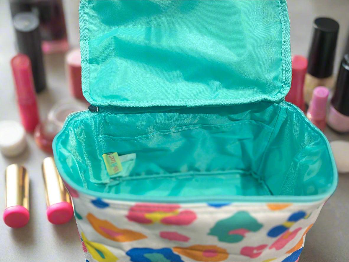 Fun Leopard Cosmetic Case Product Image