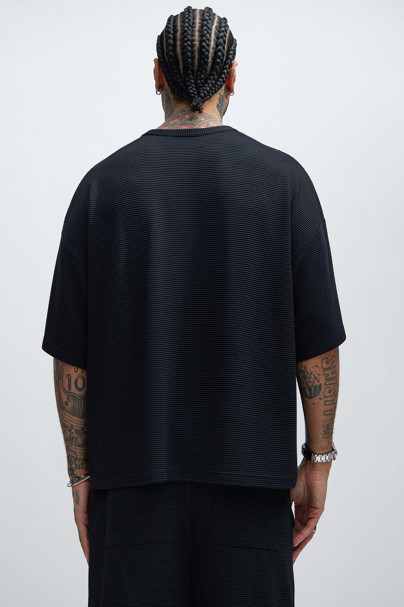 Zyler Textured Boxy Short Sleeve Tee - Black Product Image