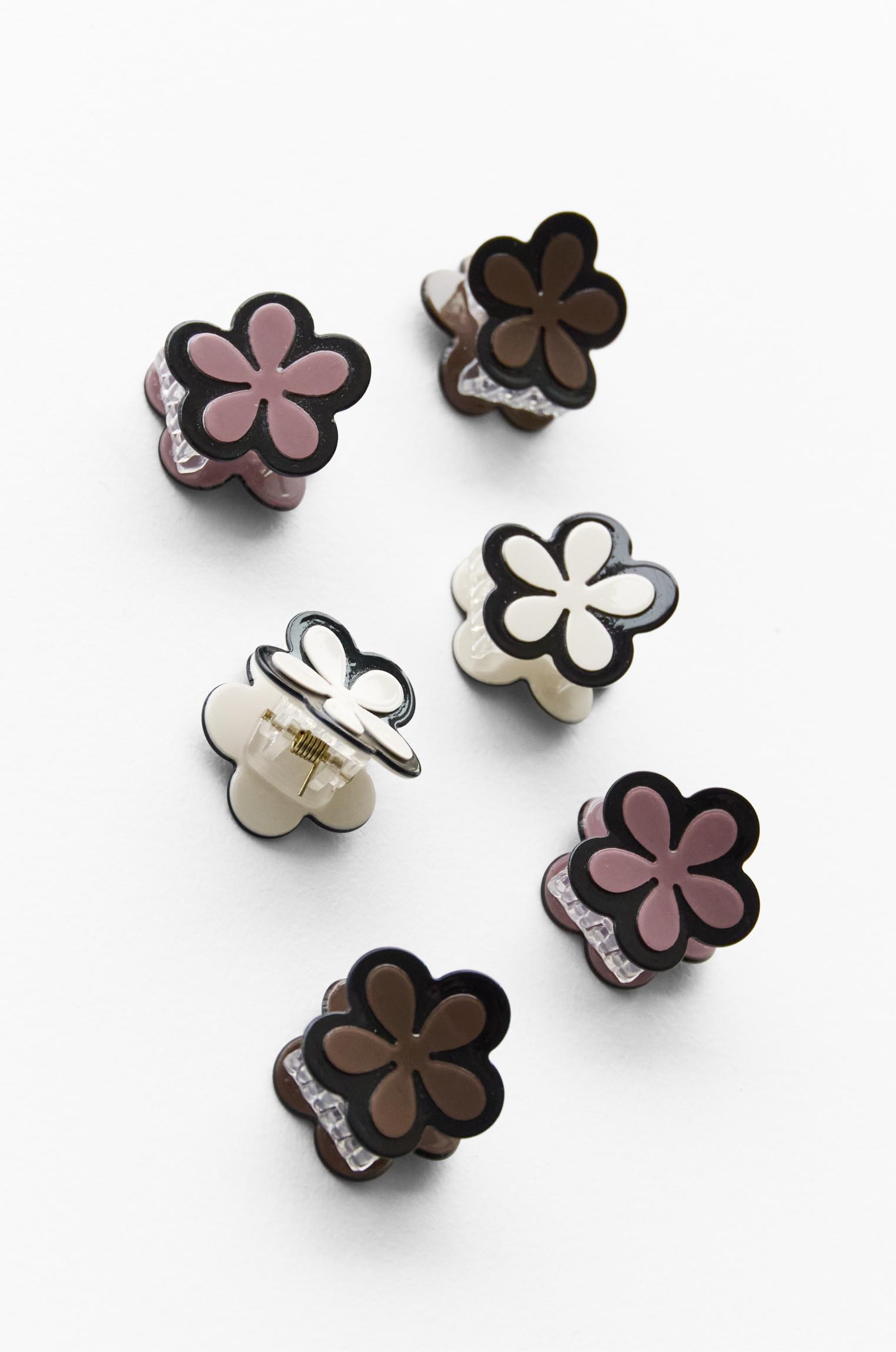 6-pack of flower hair clips Product Image