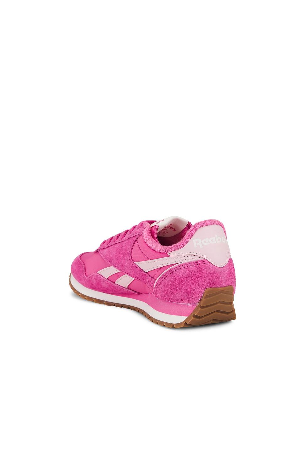 Classic AZ Sneaker Reebok Product Image