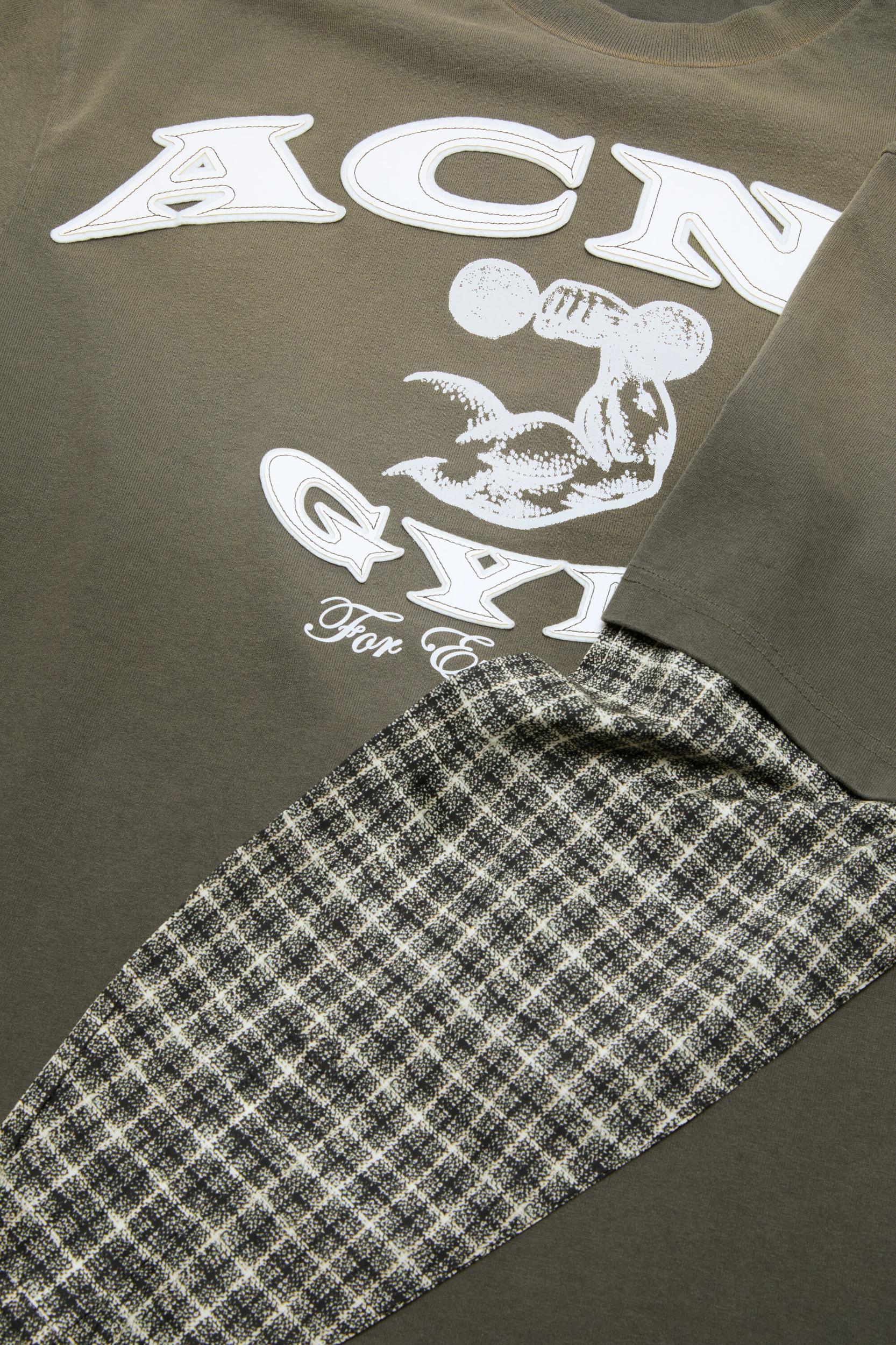 Layered logo t-shirt Product Image