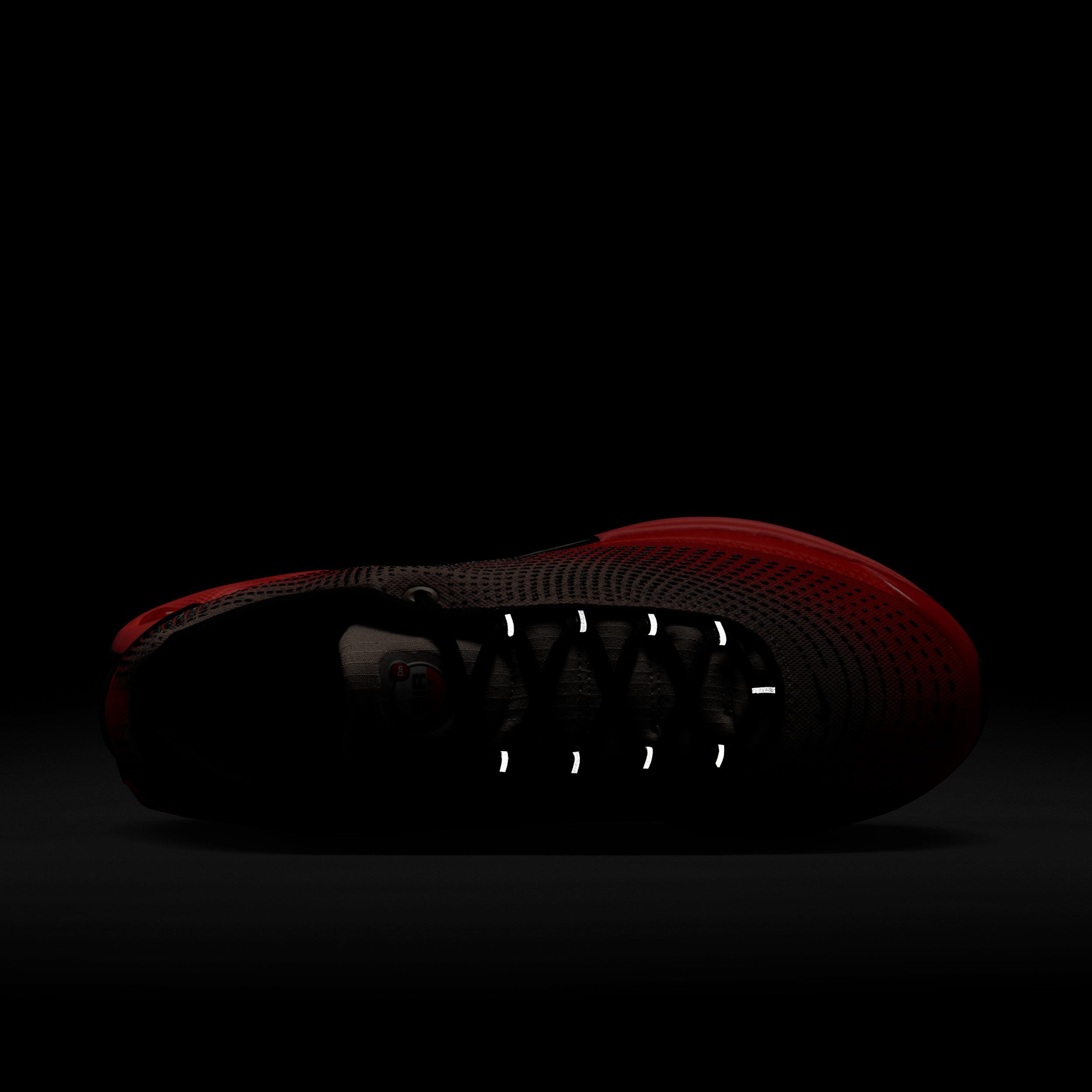 Nike Mens Air Max Dn SE Shoes | HF5531-500 Product Image