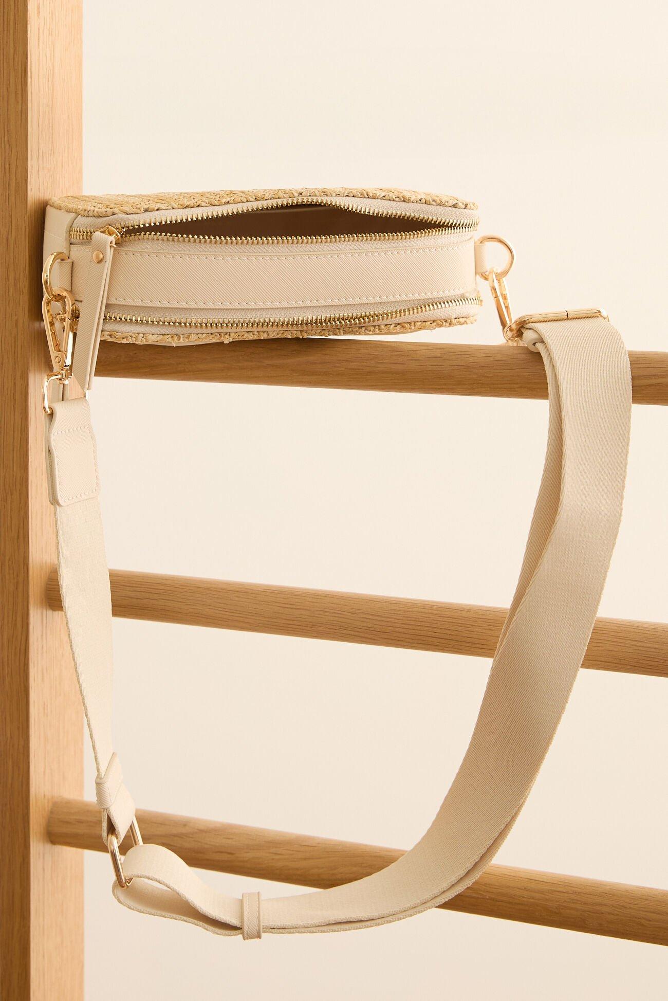 Raffia Straw Crossbody Bag Product Image