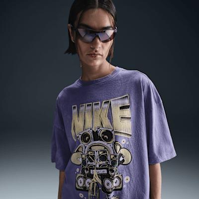 Women's Nike Sportswear Oversized Short-Sleeve T-Shirt Product Image