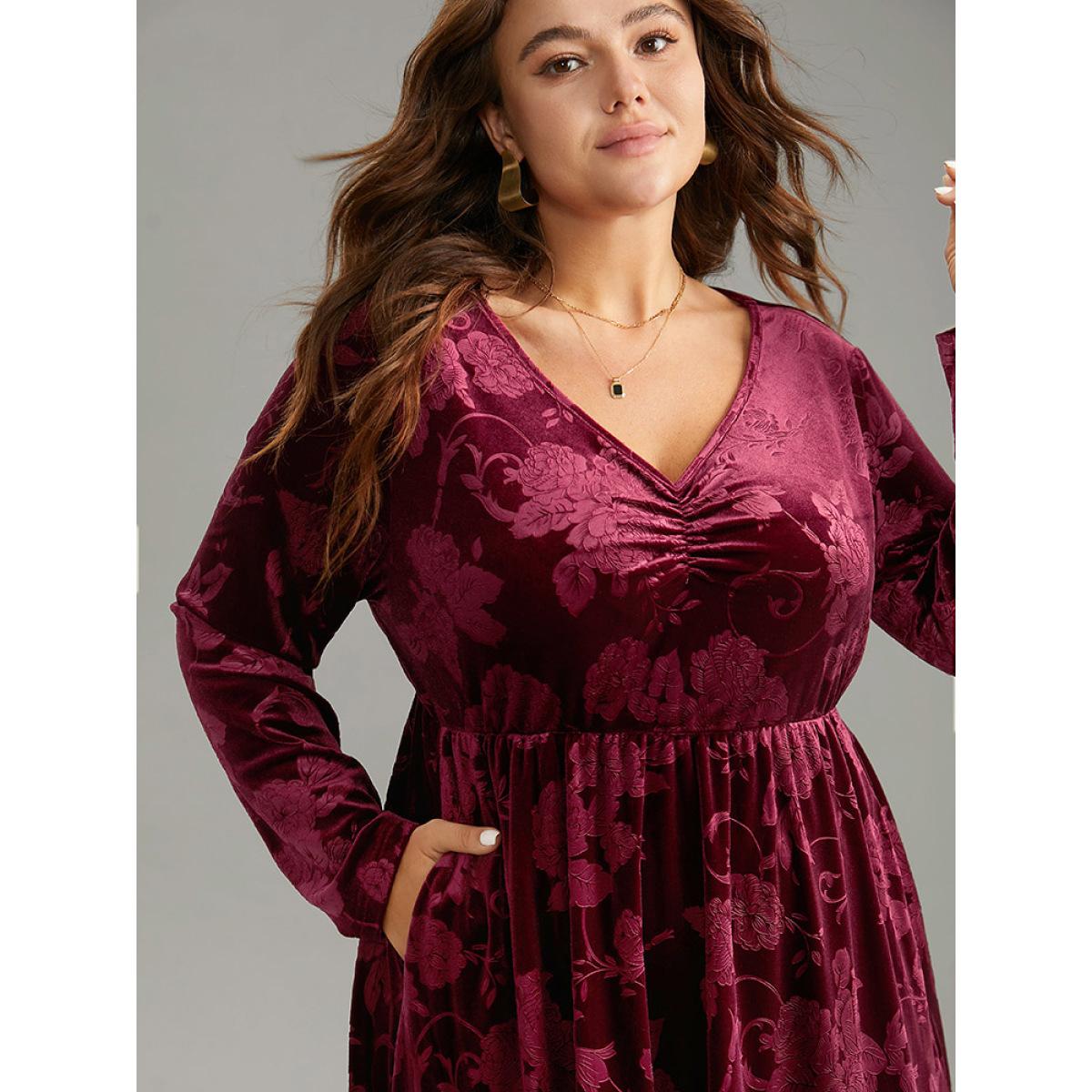 Plus Size Velvet Jacquard Elastic Waist Ruched Dress Scarlet Women Elegant Velvet V-neck Long Sleeve Curvy Midi Dress BloomChic 26/4X Product Image