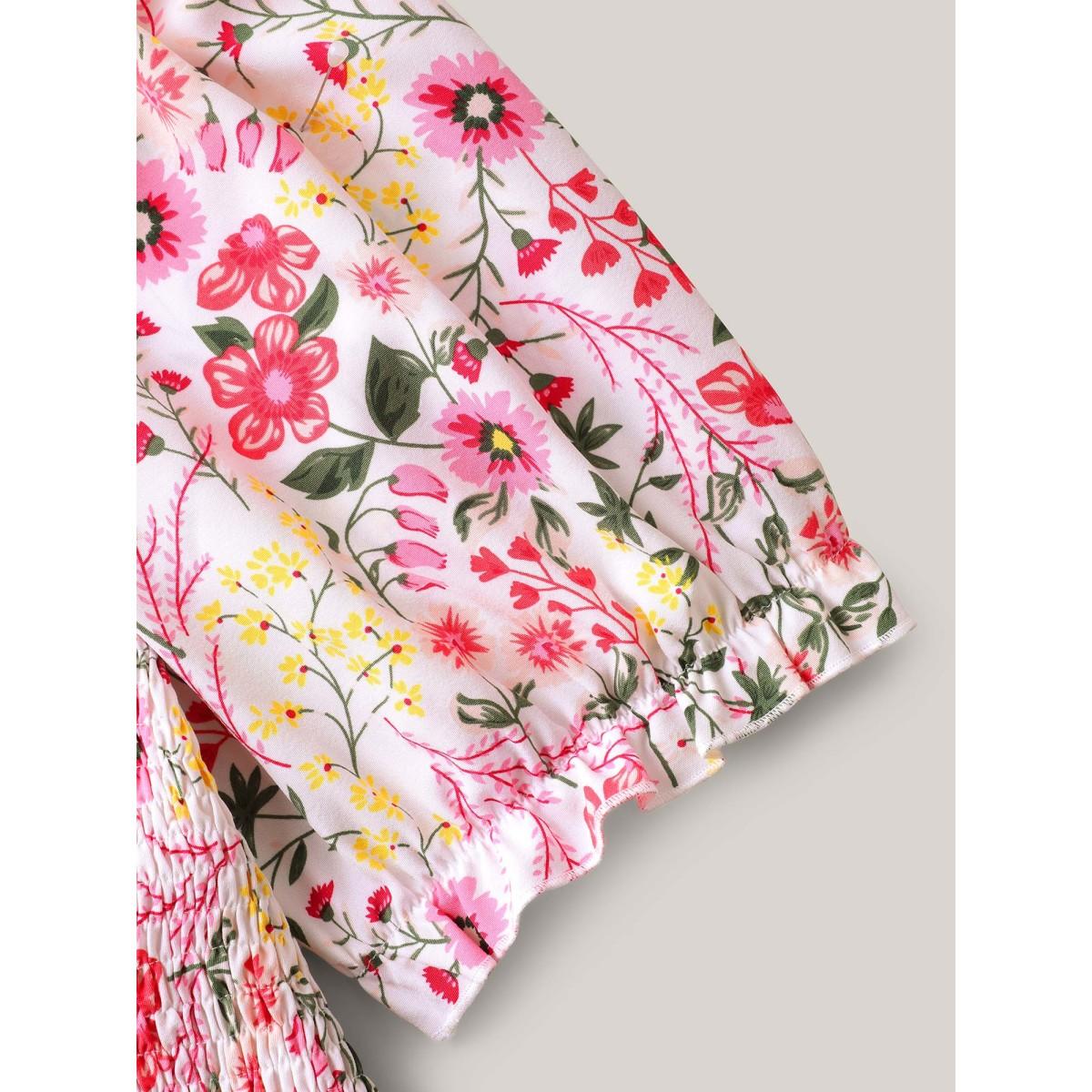 Plus Size Shirred Floral Print Pockets Maxi Dress WhiteSmoke Women Timeless Square Neck Short sleeve Curvy BloomChic 30/6X Product Image