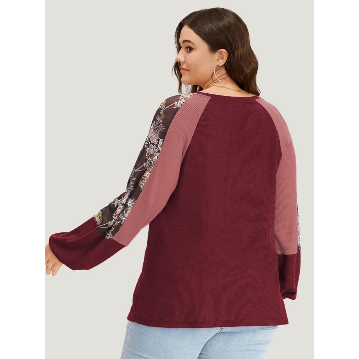 Plus Size Floral Mesh Patchwork Lantern Sleeve Sweatshirt Women Scarlet Elegant Patchwork Round Neck Dailywear Sweatshirts BloomChic 12/L Product Image
