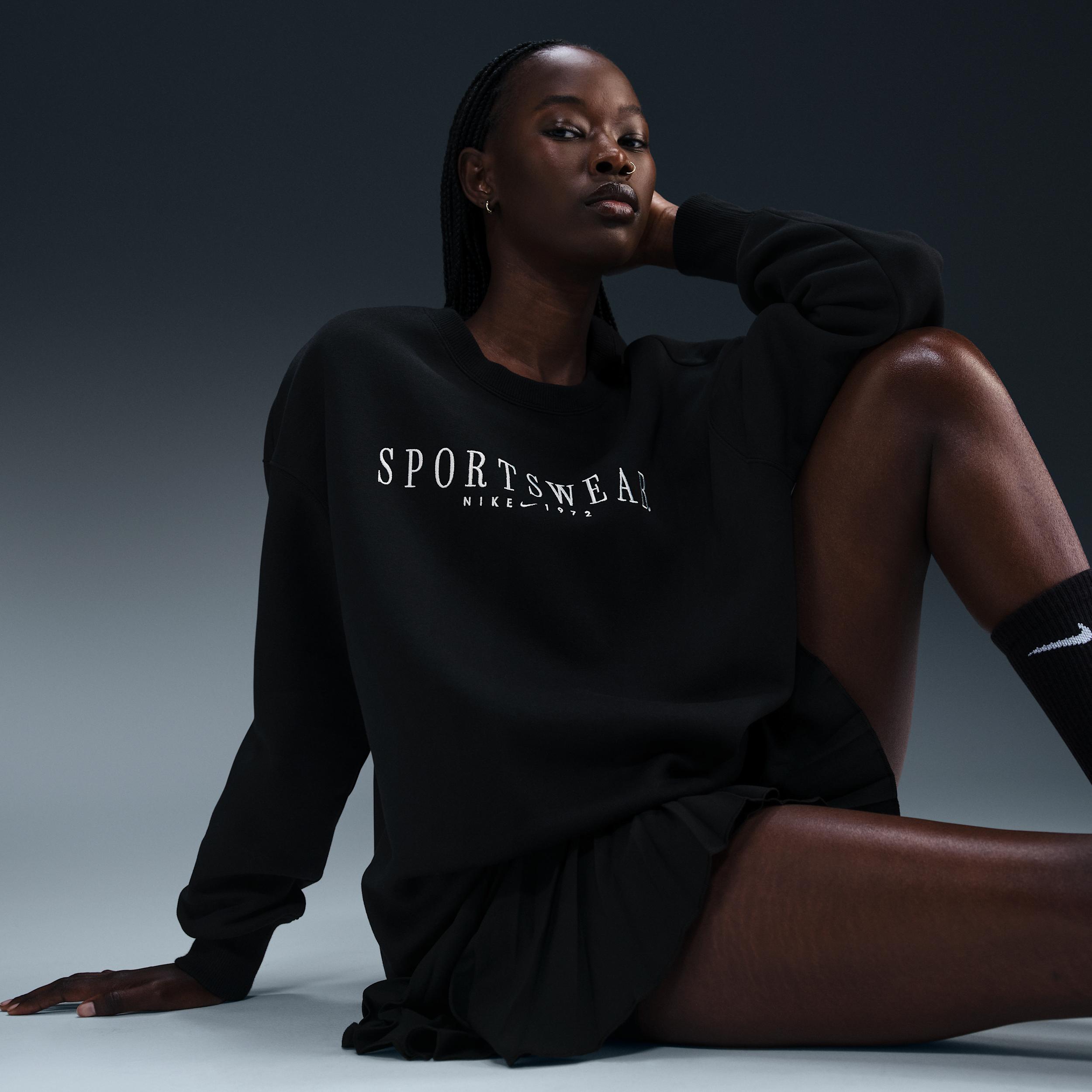 Women's Nike Sportswear Phoenix Fleece Oversized Crew-Neck Sweatshirt Product Image