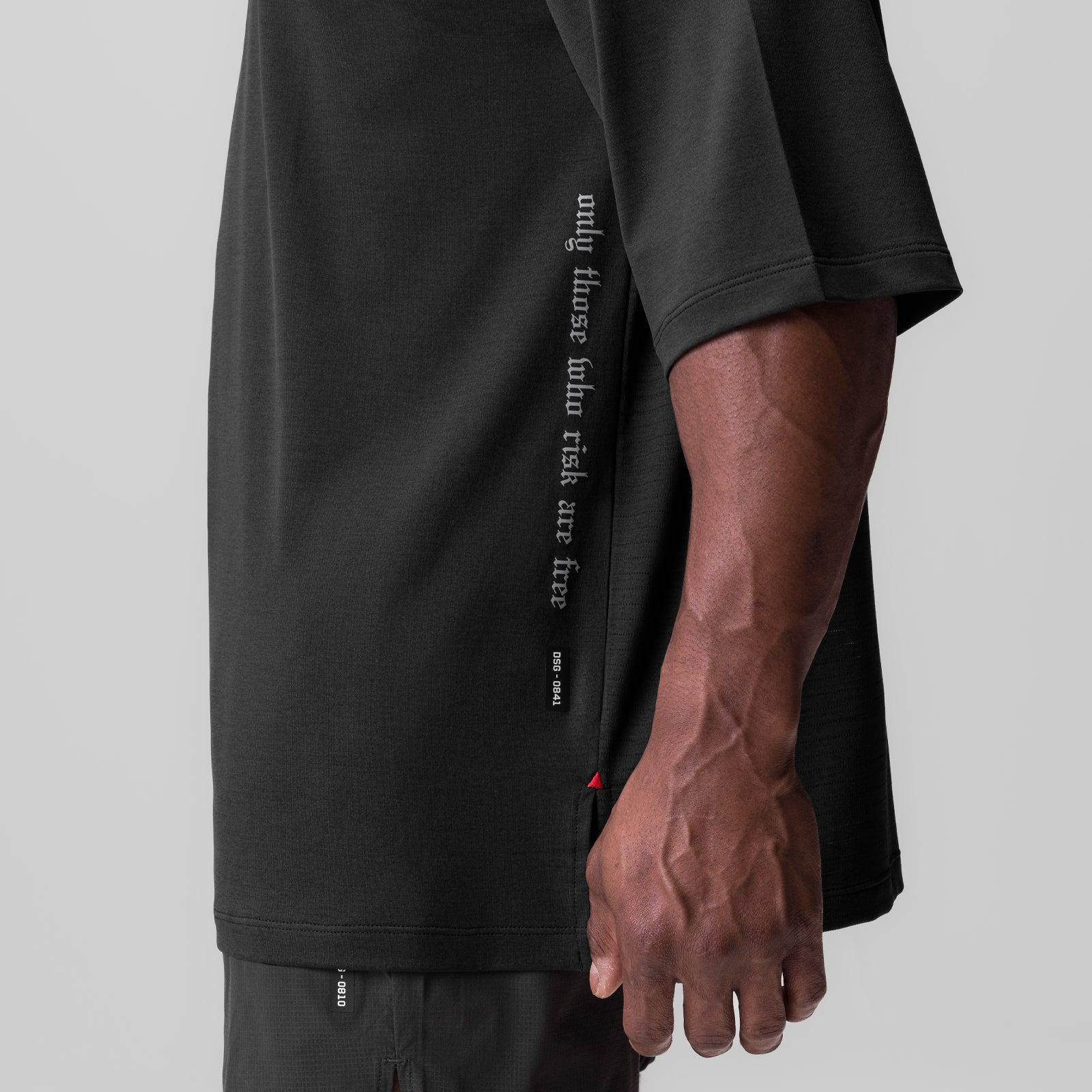 0841. 3D-Lite® 2.0 3/4-Sleeve Oversized Tee - Black "OTWR" Product Image