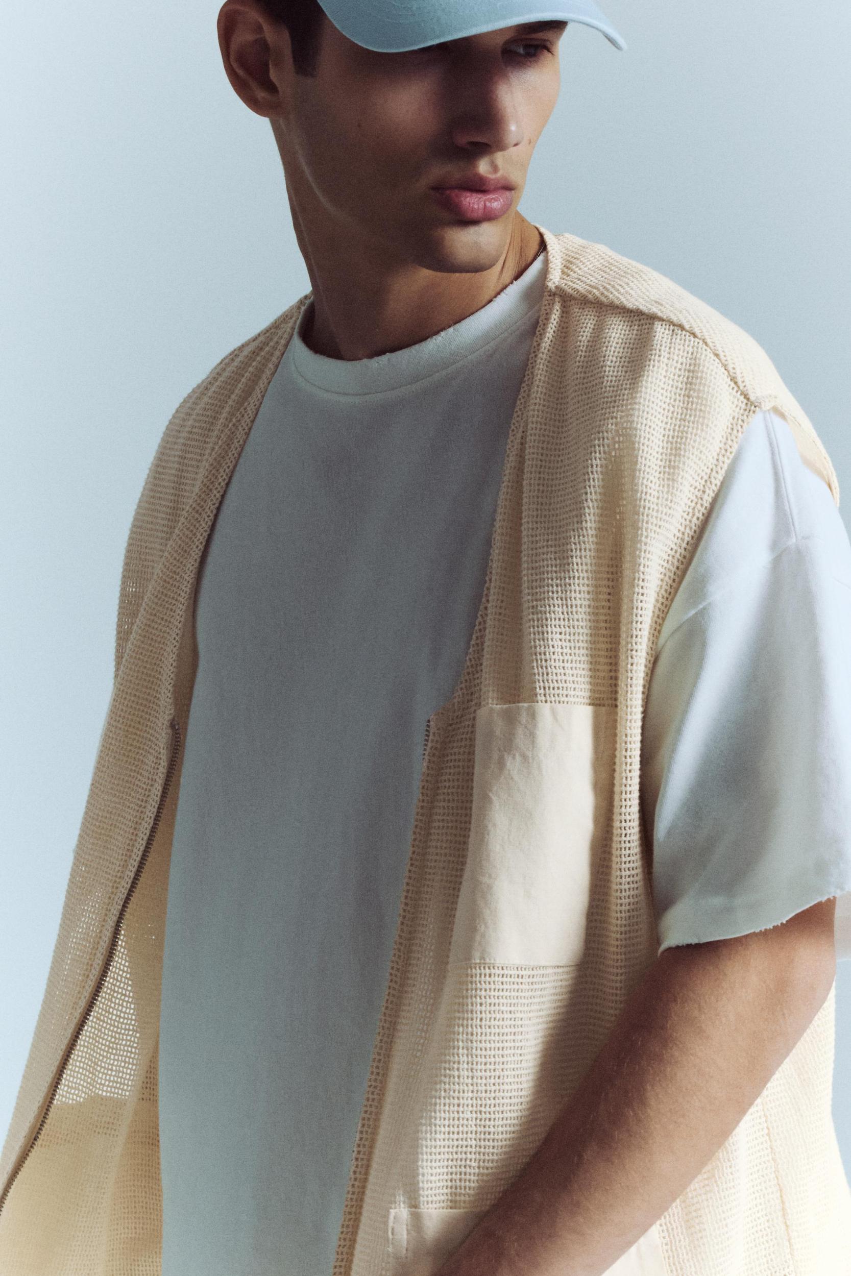 Mesh utility vest Product Image