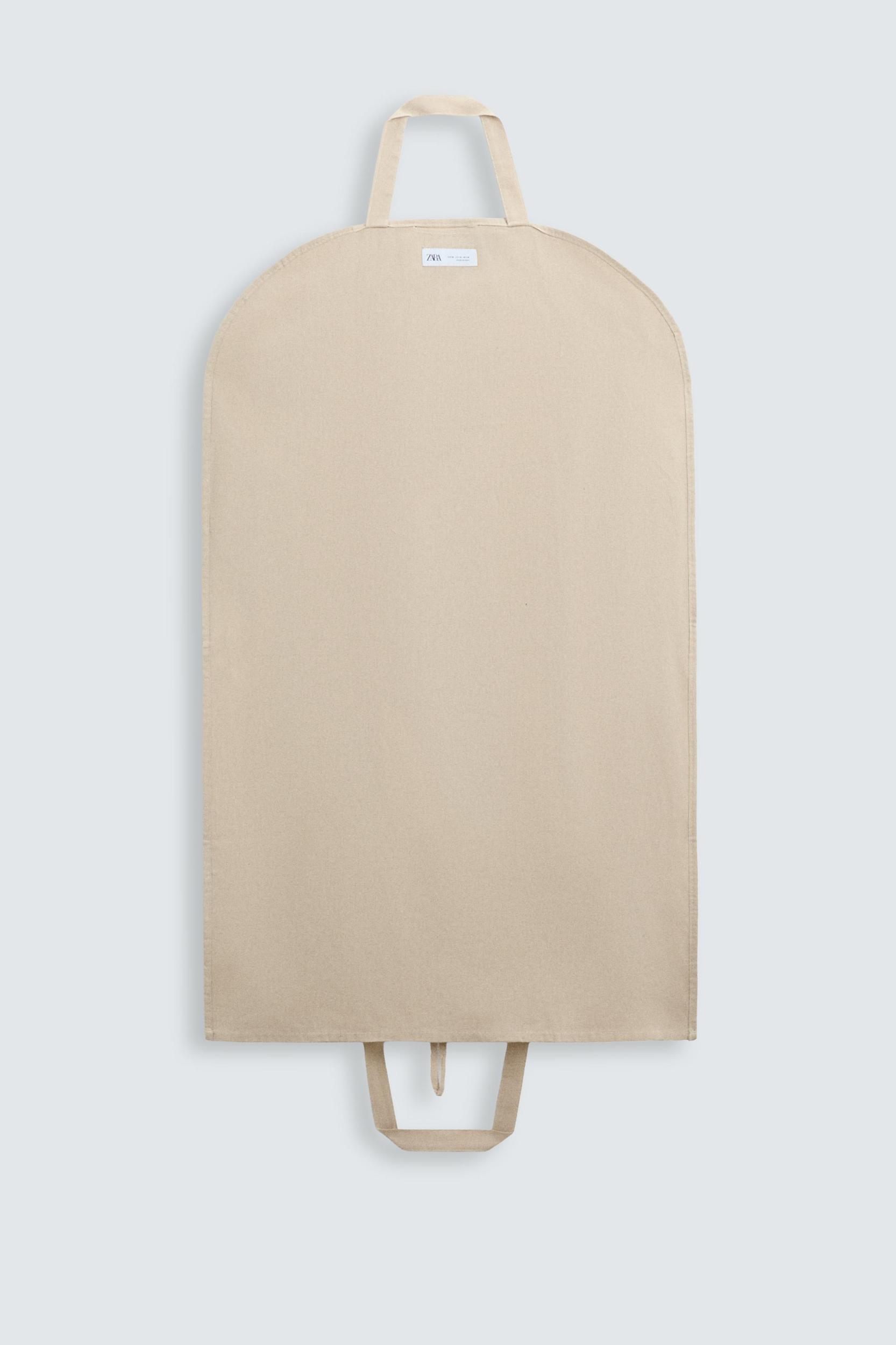 GARMENT BAG Product Image