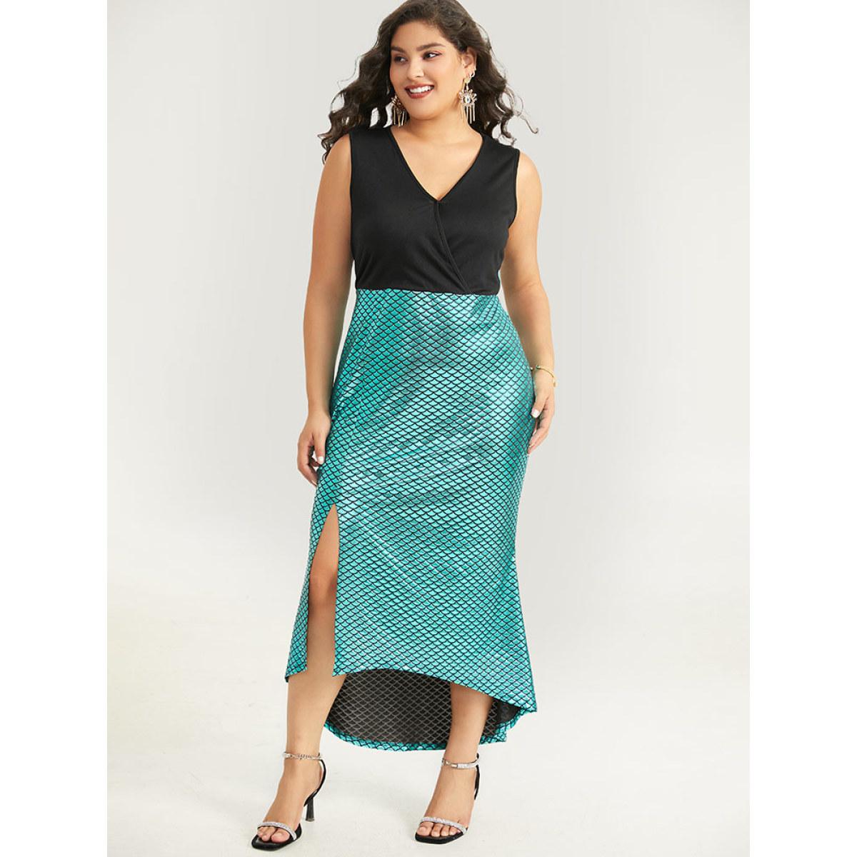 Plus Size Halloween Sequin Patchwork Split Hem Sleeveless Dress Black Women Party Patchwork V-neck Sleeveless Curvy Midi Dress BloomChic 26/4X Product Image