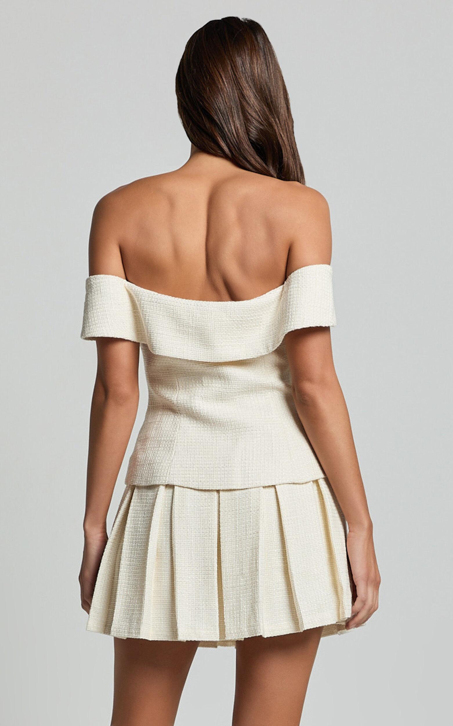 Maggie Mini Skirt - Pleated Mid Rise Boucle Skirt in Cream Product Image