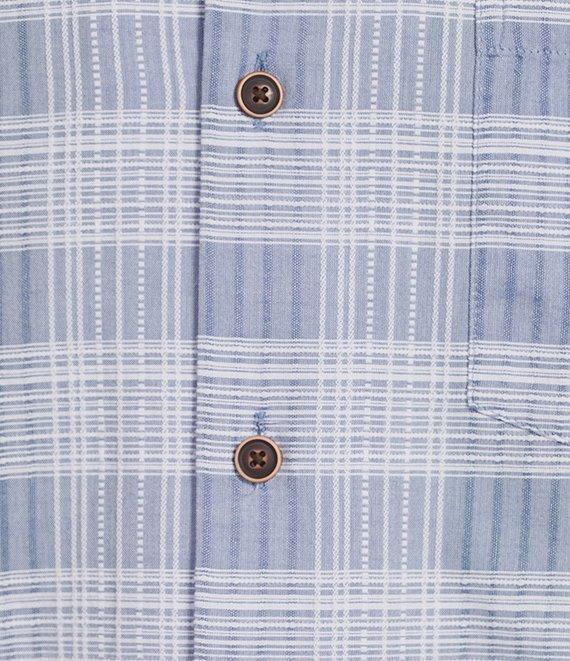 Roundtree & Yorke Short Sleeve Textured Plaid Sport Shirt Product Image
