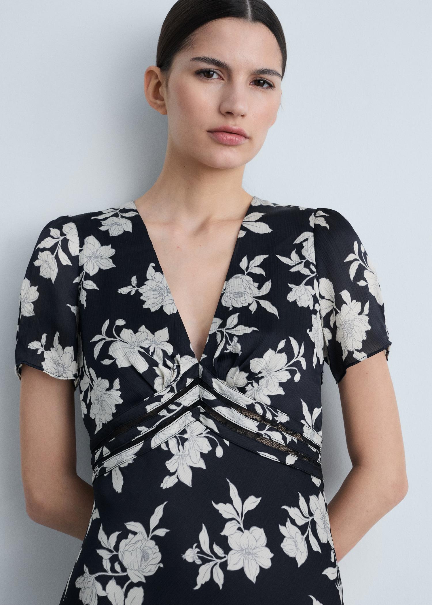 Floral-print flared dress - Women | MANGO USA Product Image