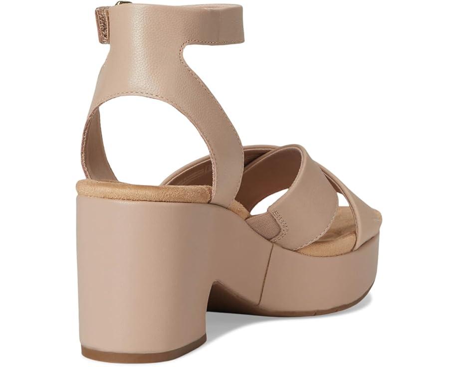 Women's Clarks Nerisa Pearl Product Image