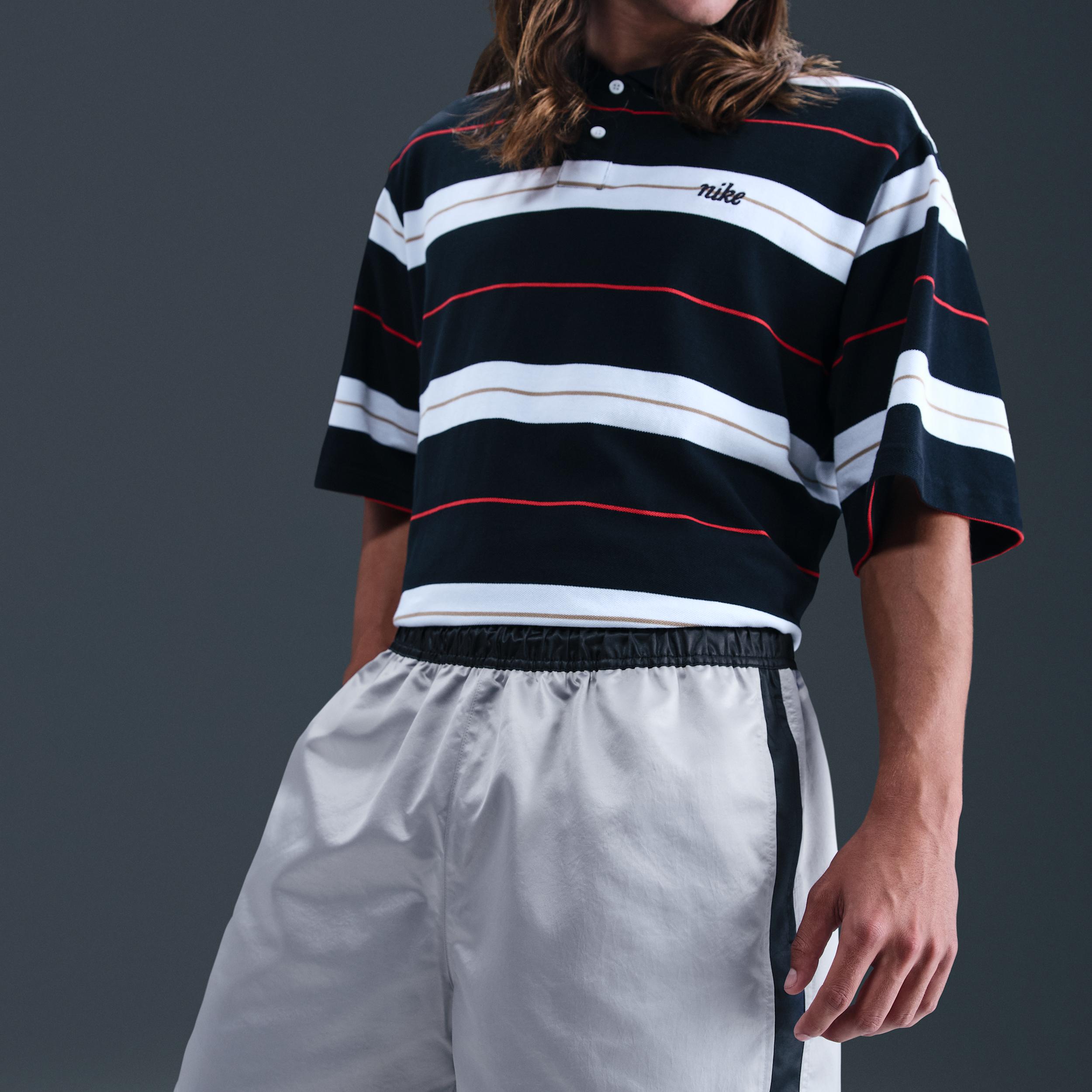 Mens Nike Sportswear Club Flow Football Shorts | HJ1952-077 Product Image