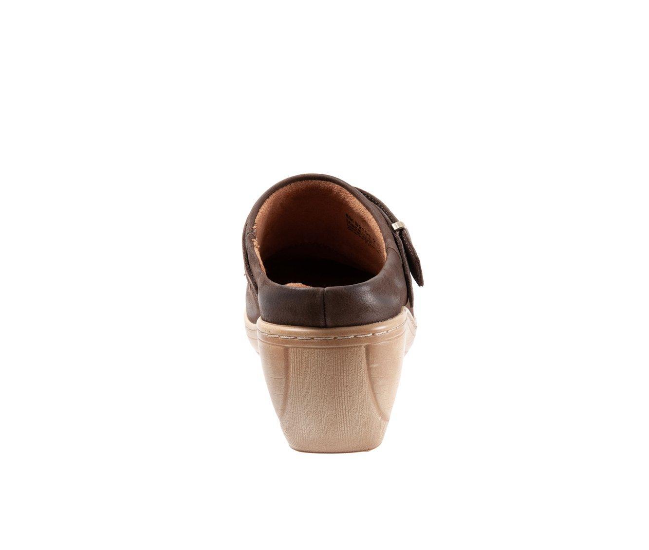 Women's Softwalk Marquette Clogs Product Image