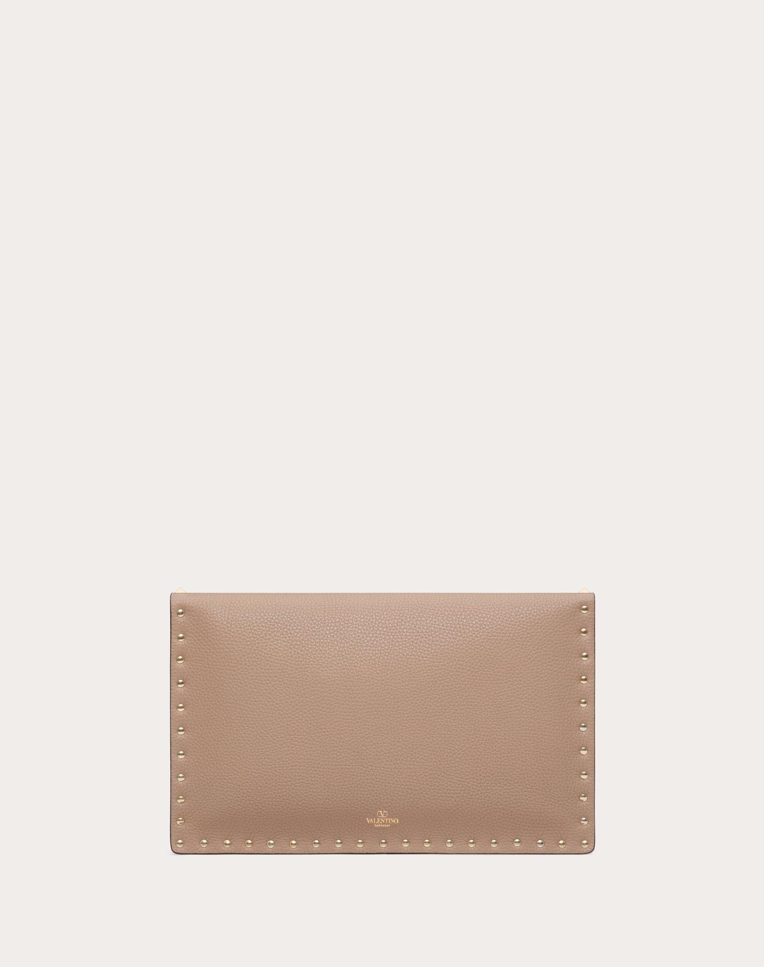 ROCKSTUD GRAINY CALFSKIN ENVELOPE POUCH Product Image