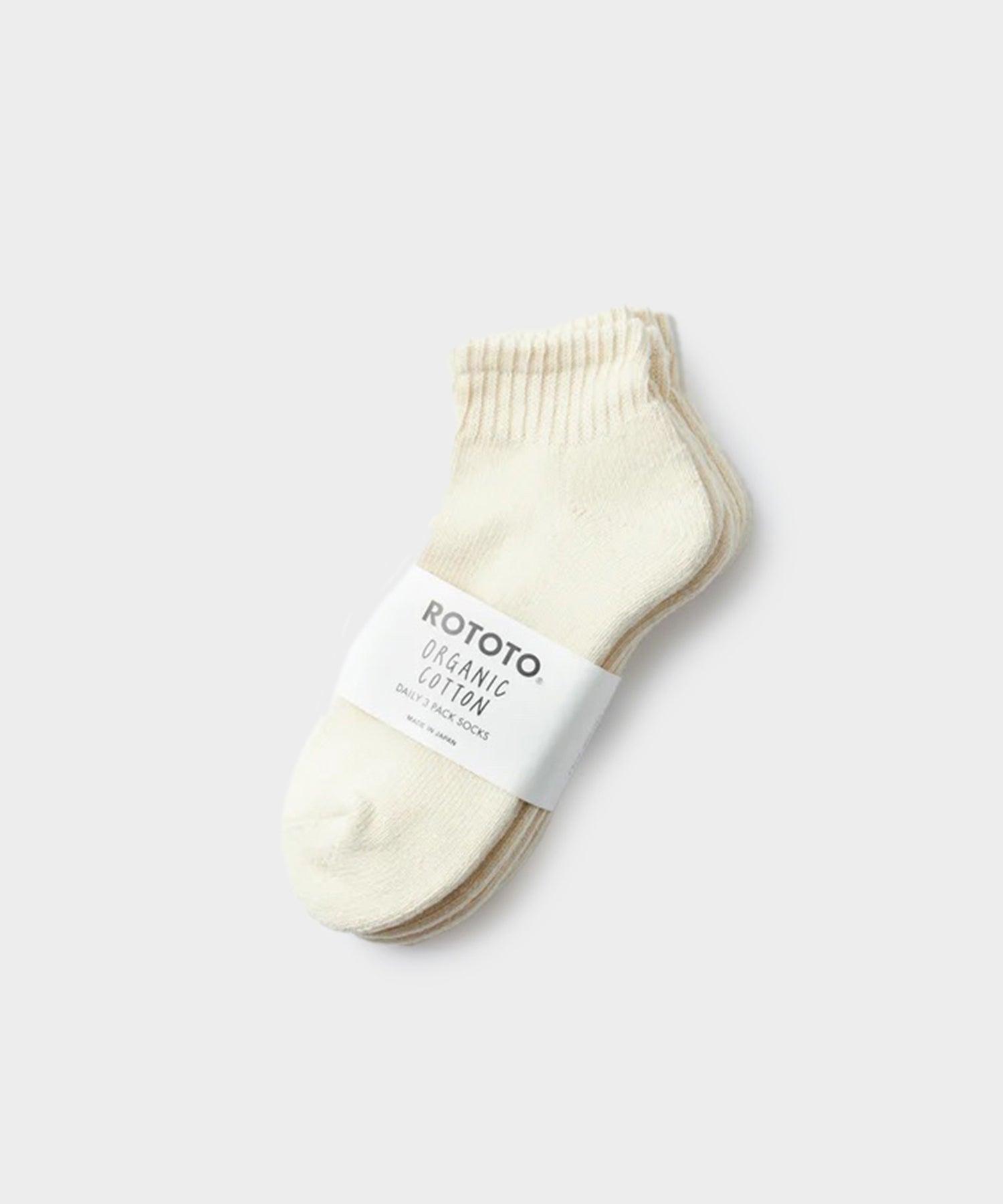 RoToTo Organic Daily 3 Pack Ankle Socks in Ecru Product Image