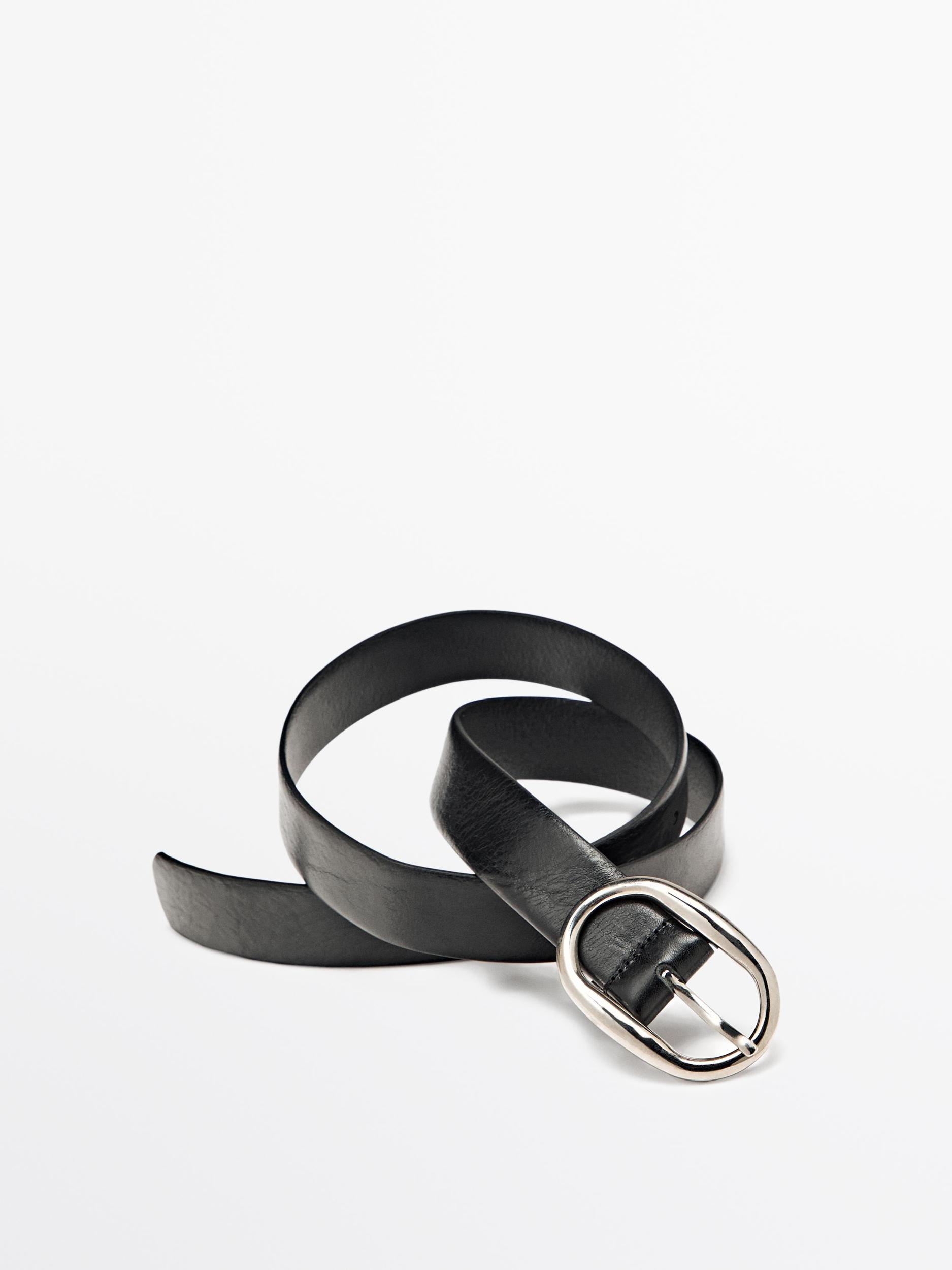 Leather belt with oval buckle Product Image