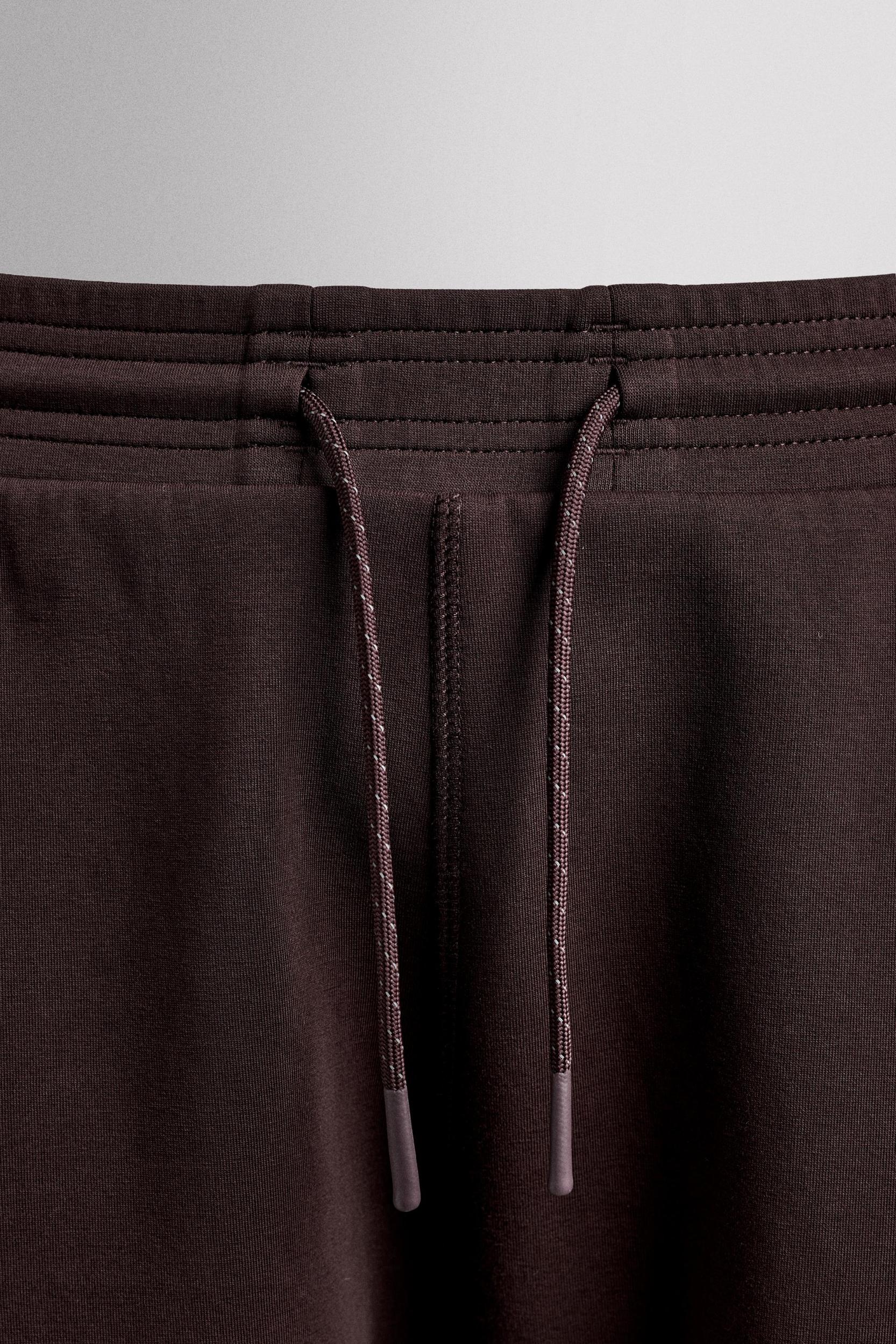 TECHNICAL ZIPPER PANTS Product Image