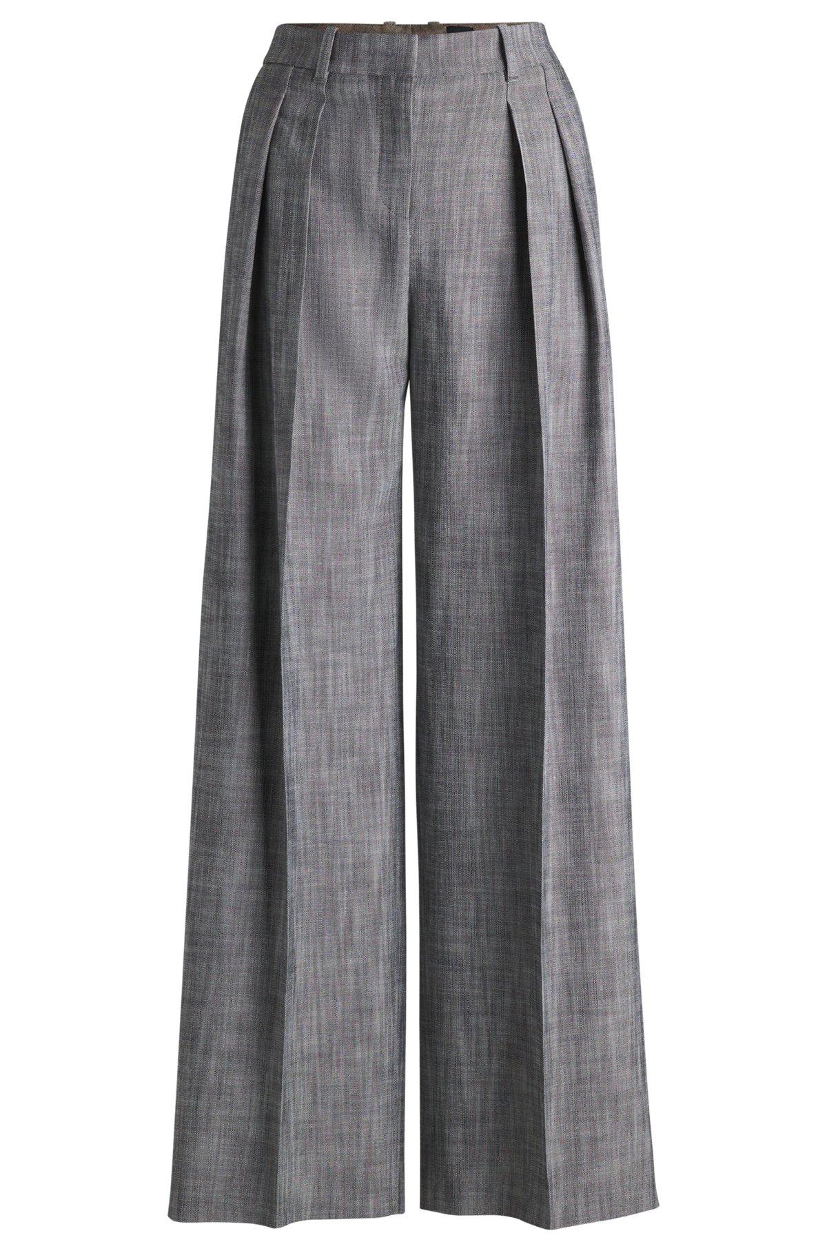 Regular-fit trousers with pleated front Product Image