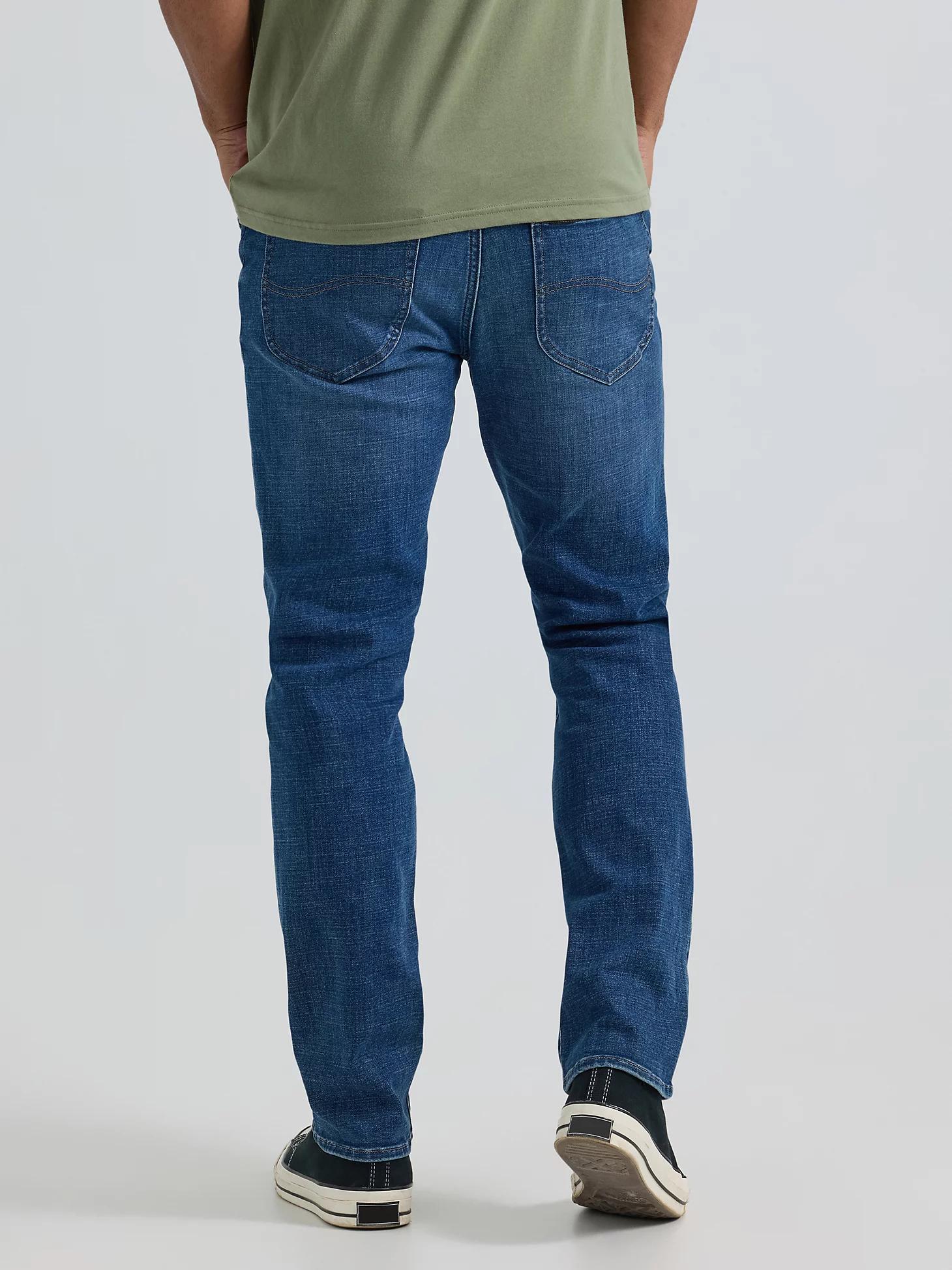 Men's Extreme Motion Regular Taper Jean | Men's Jeans | Lee® Product Image