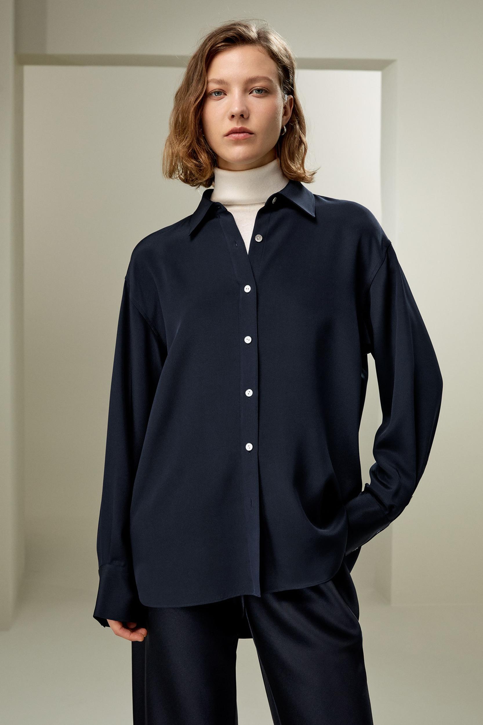 The One Relaxed Fit Silk Shirt Product Image