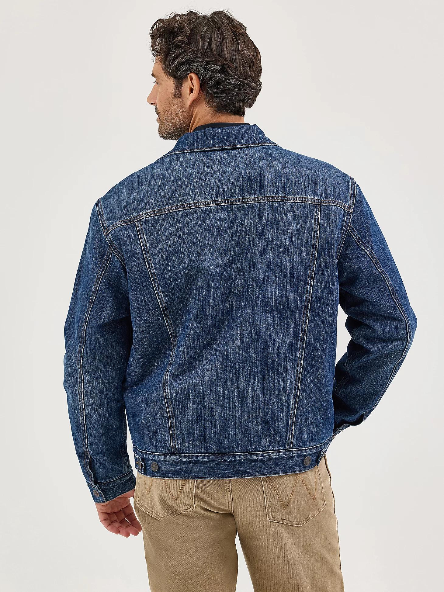 Men's Wrangler Retro® Sherpa Lined Western Denim Jacket in Blue Shadow Product Image