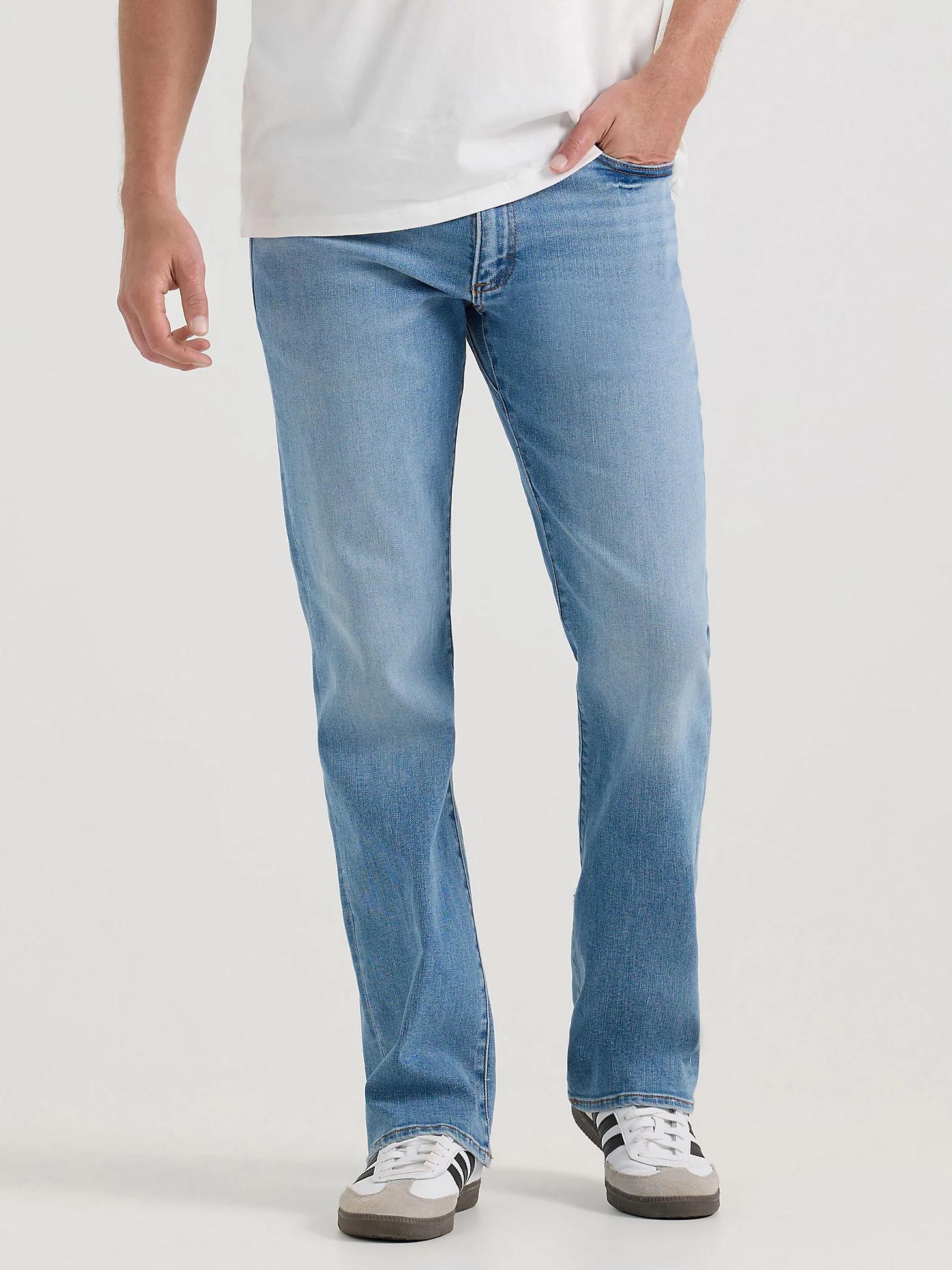 Men's Extreme Motion Bootcut Jean | Men's MEN | Lee® Product Image