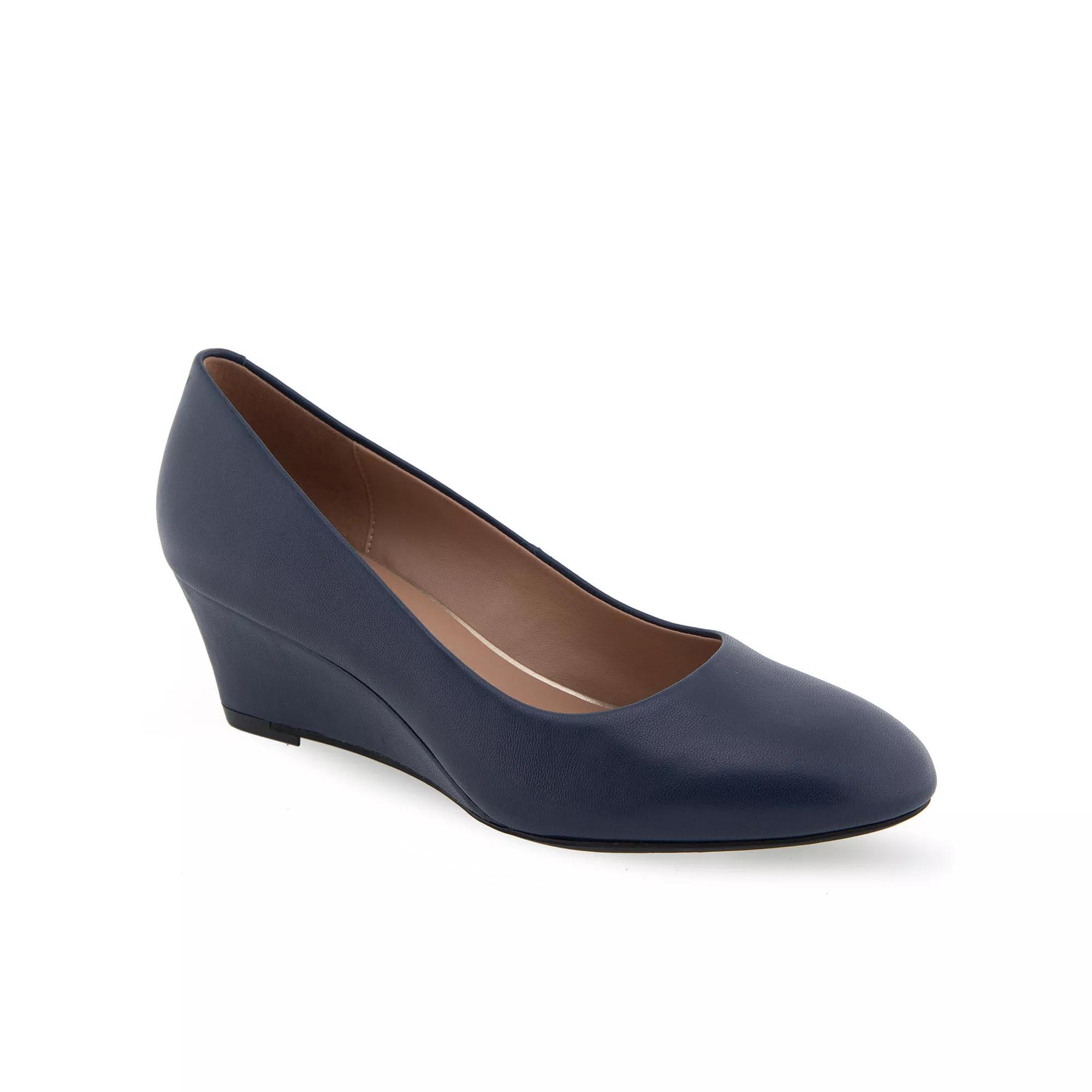 Aerosoles Iris Women's Leather Dress Pumps,  Product Image