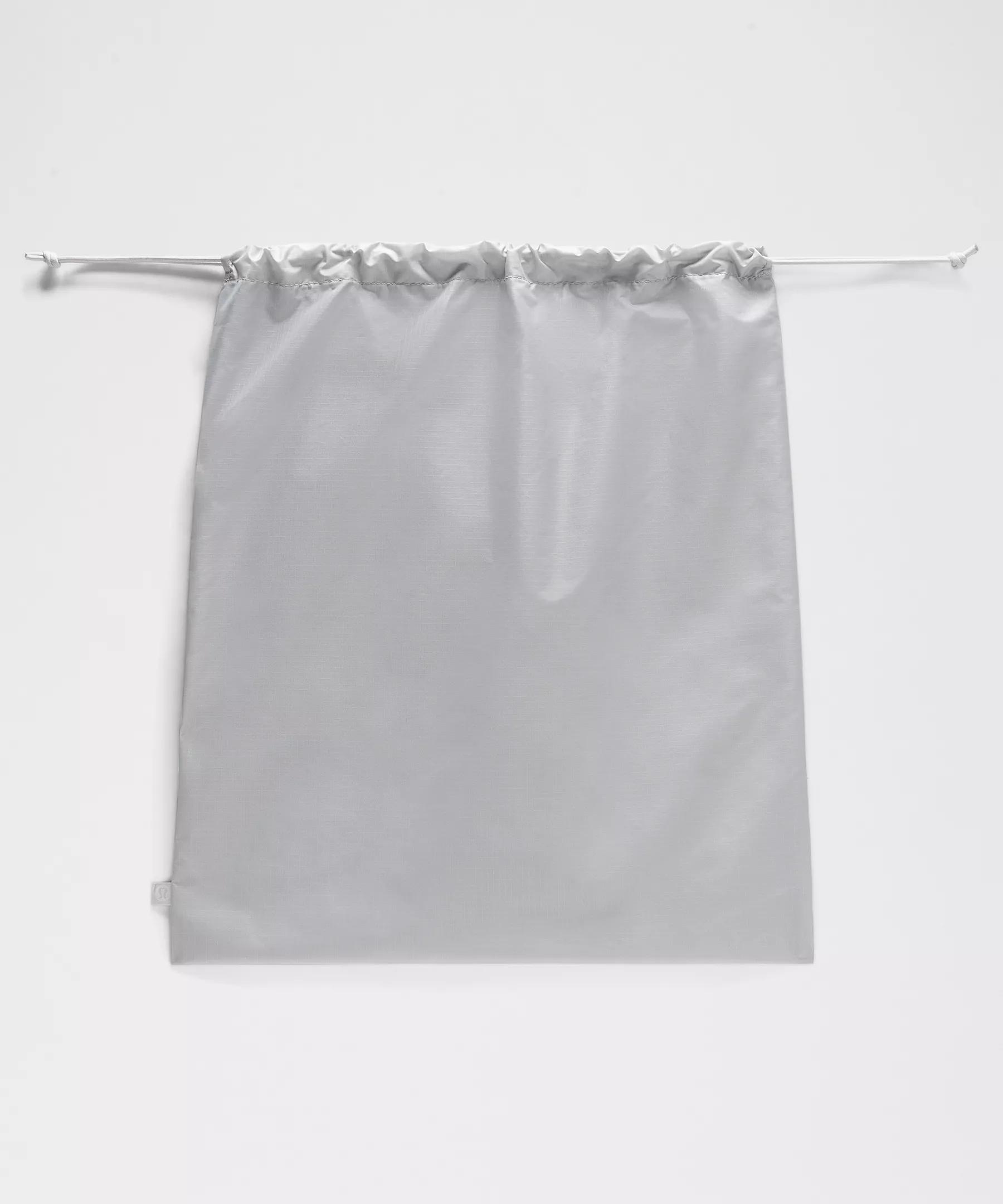 3-in-1 Gym Duffle Bag 30L Product Image