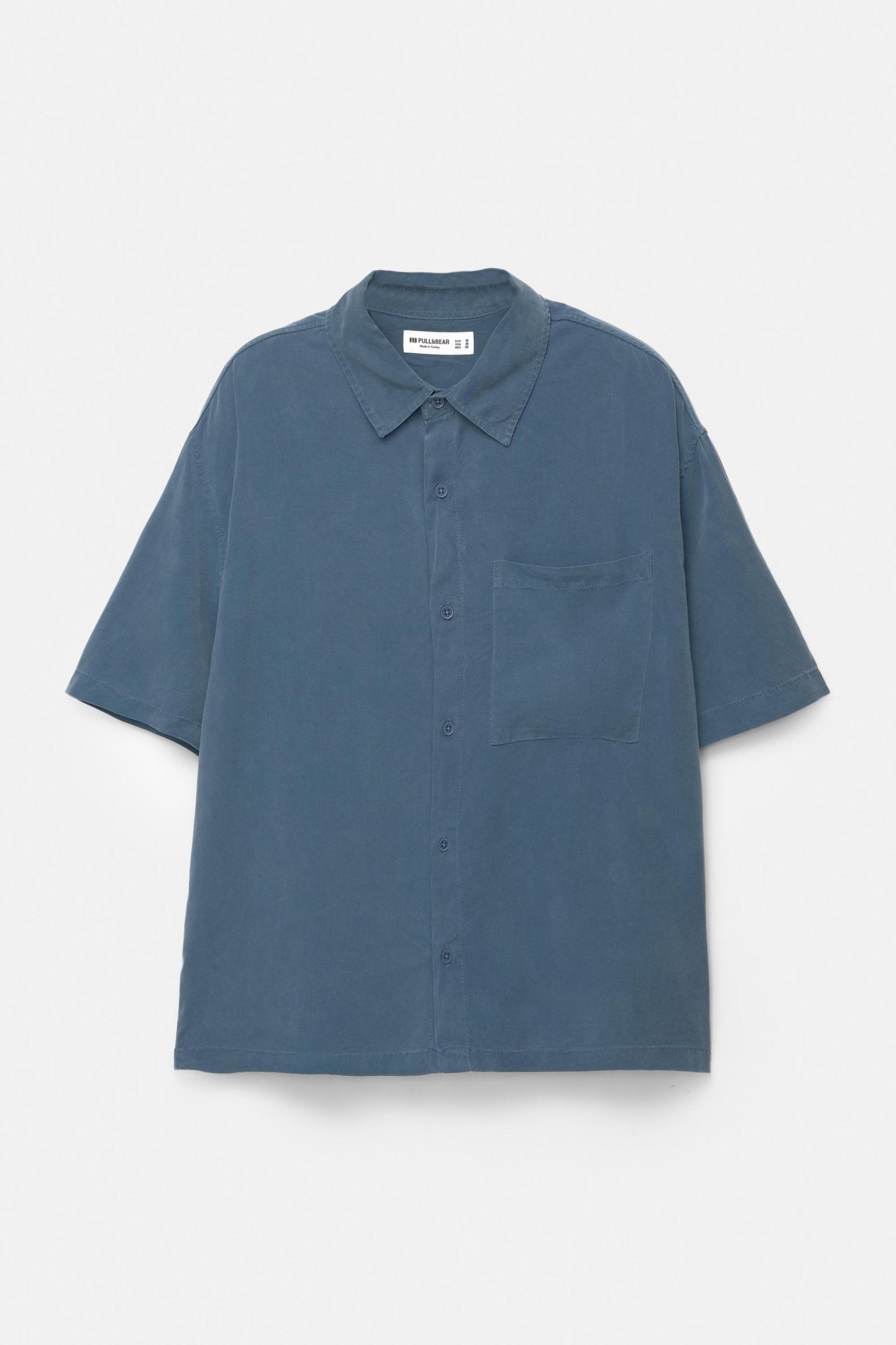 Short sleeve flowing shirt Product Image