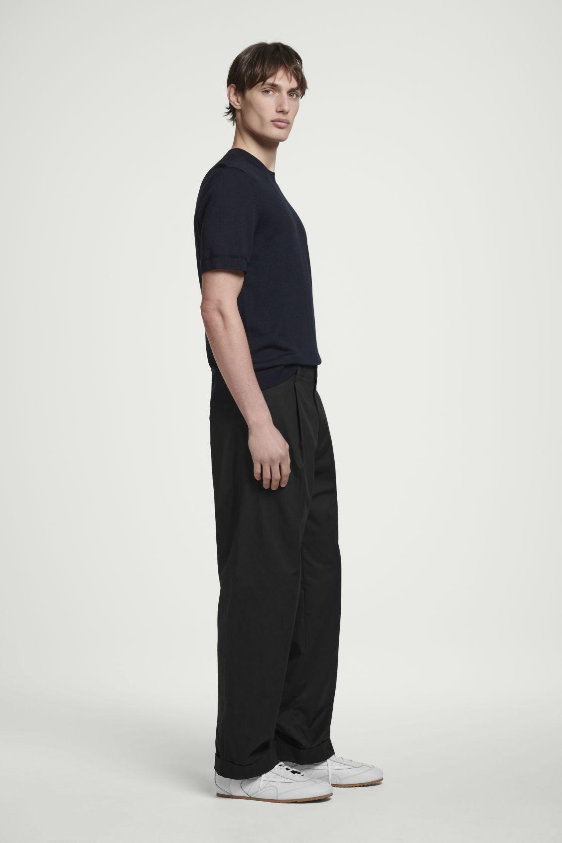 SLIM-FIT MERINO WOOL T-SHIRT Product Image