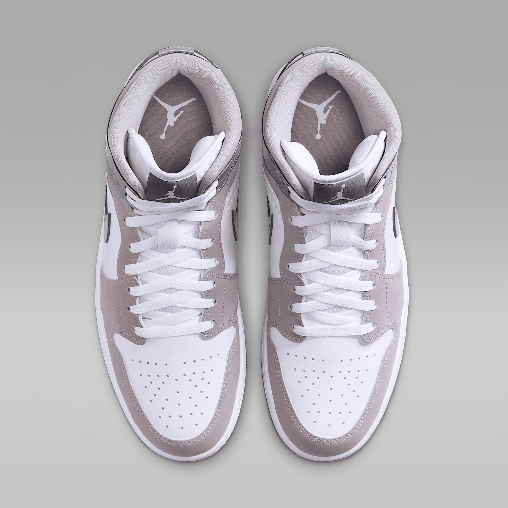 Mens Air Retro 1 Mid SE Casual Shoes Product Image